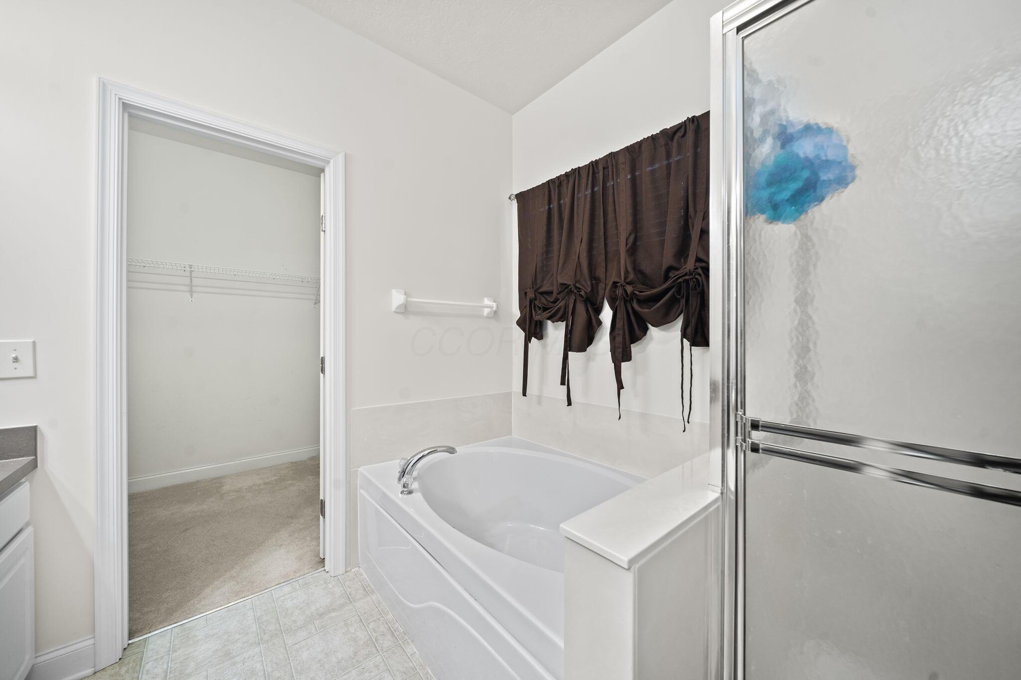 2989 Tree Bend Circle