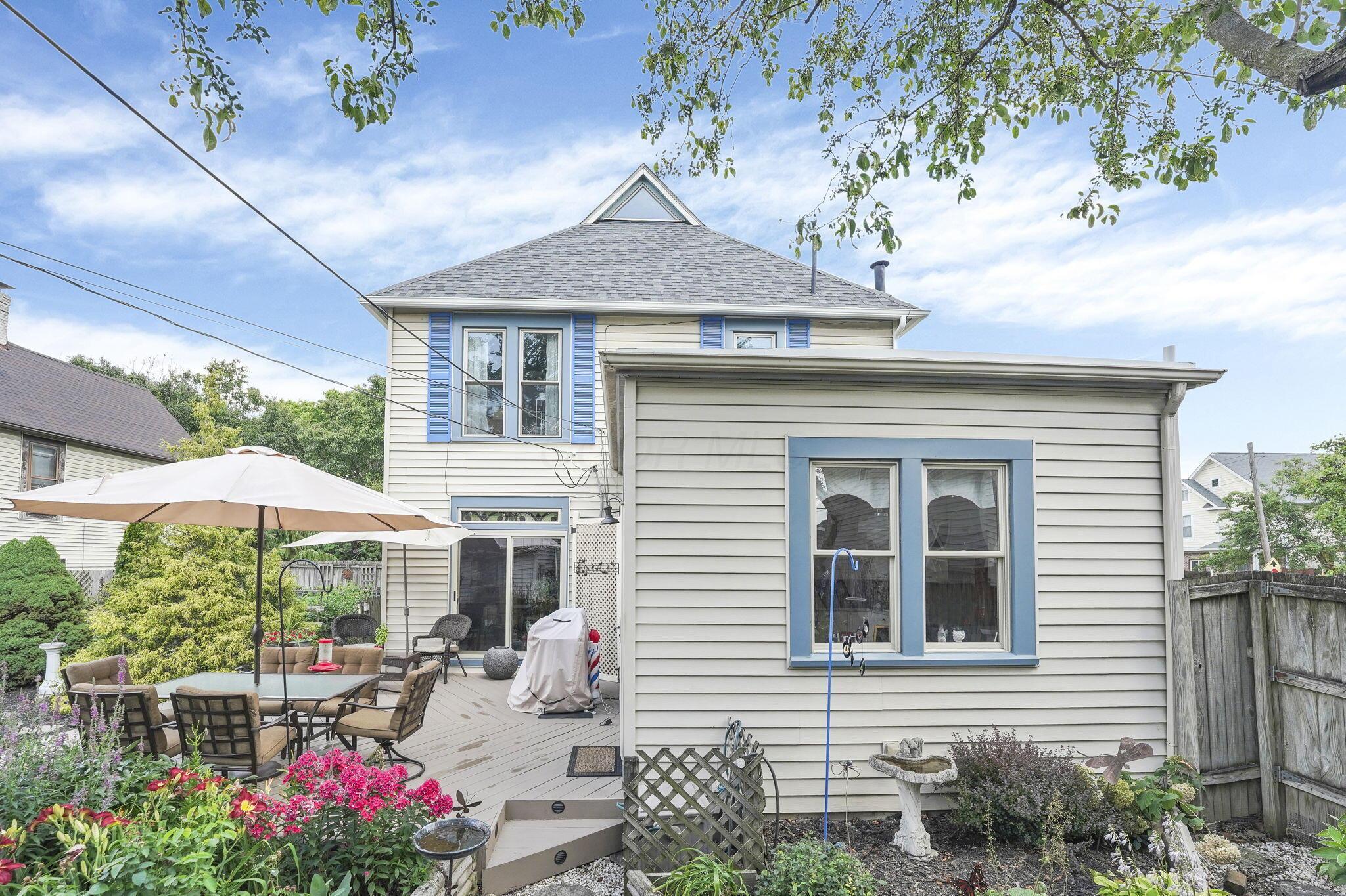 537 Bradley Street