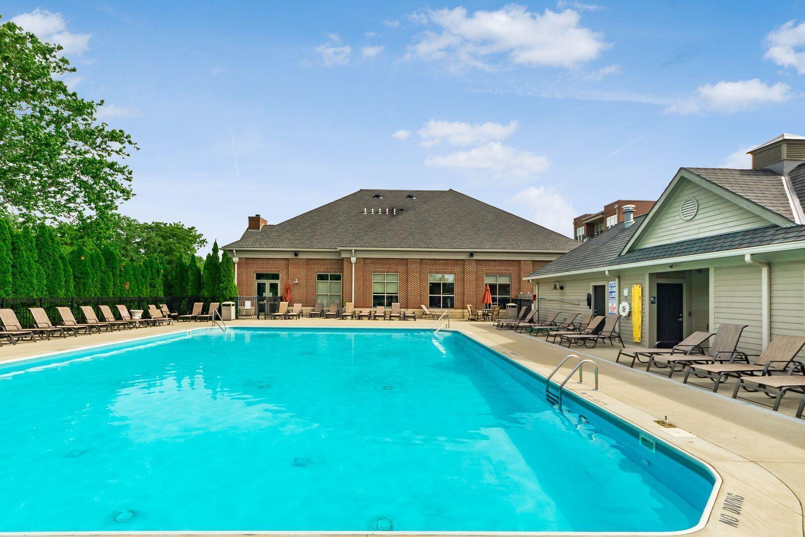 539 W 1st Avenue, 310