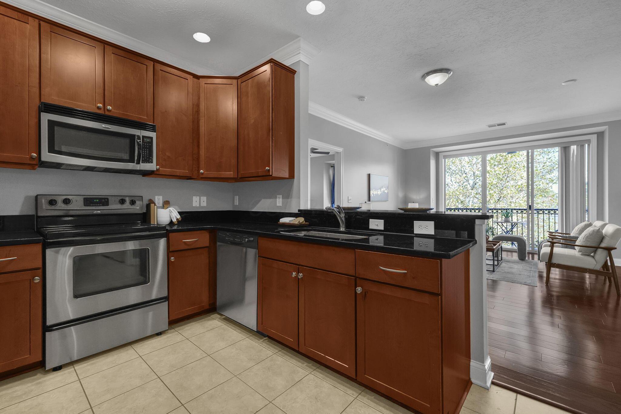 539 W 1st Avenue, 310