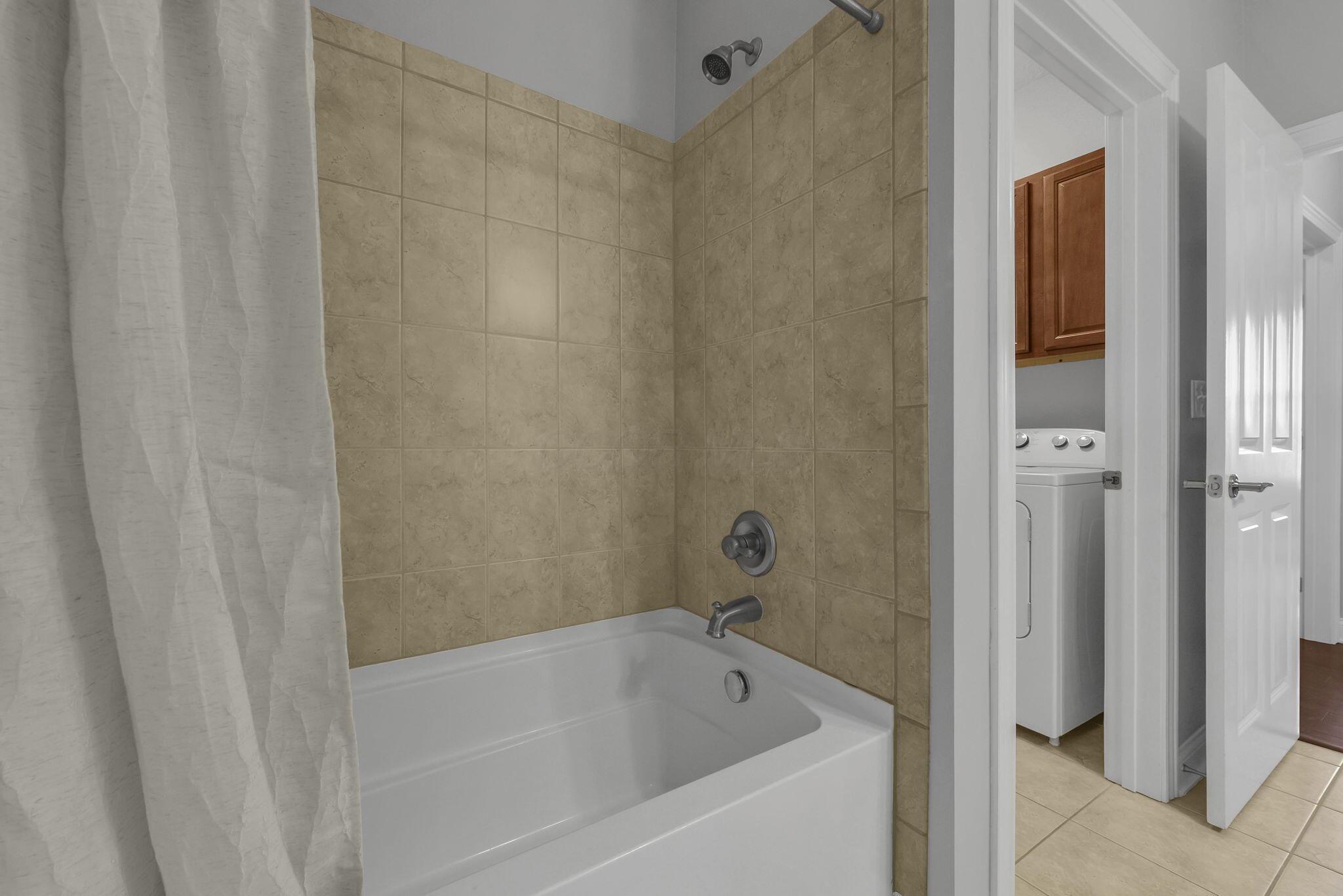 539 W 1st Avenue, 310