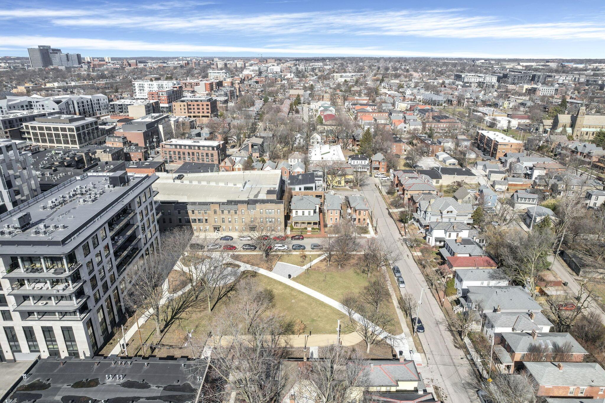 58 E Hubbard Avenue, C