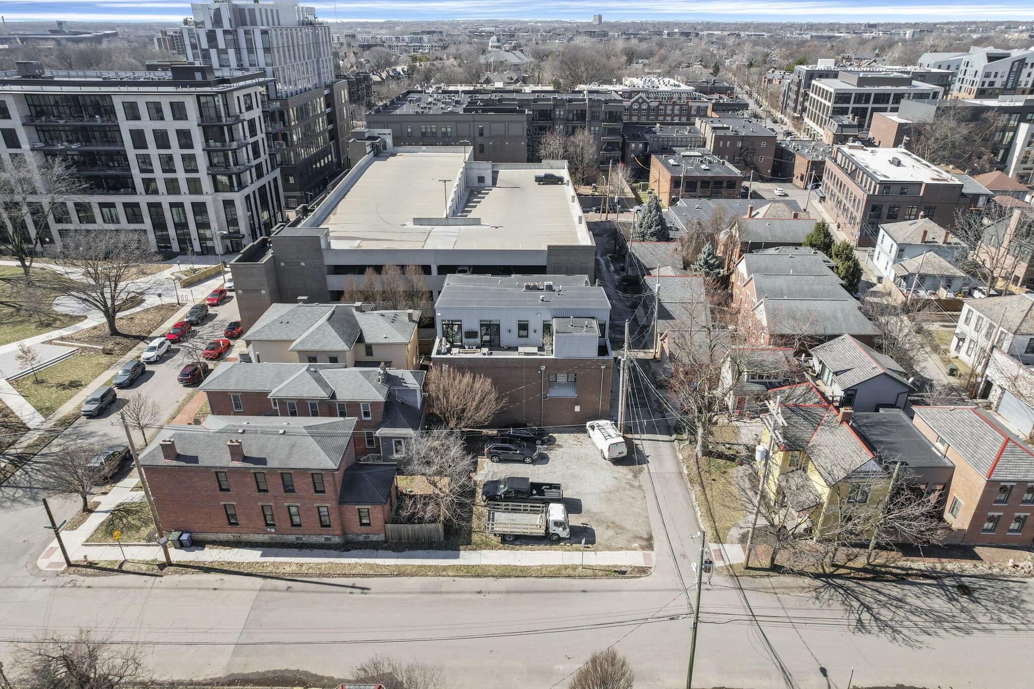 58 E Hubbard Avenue, C