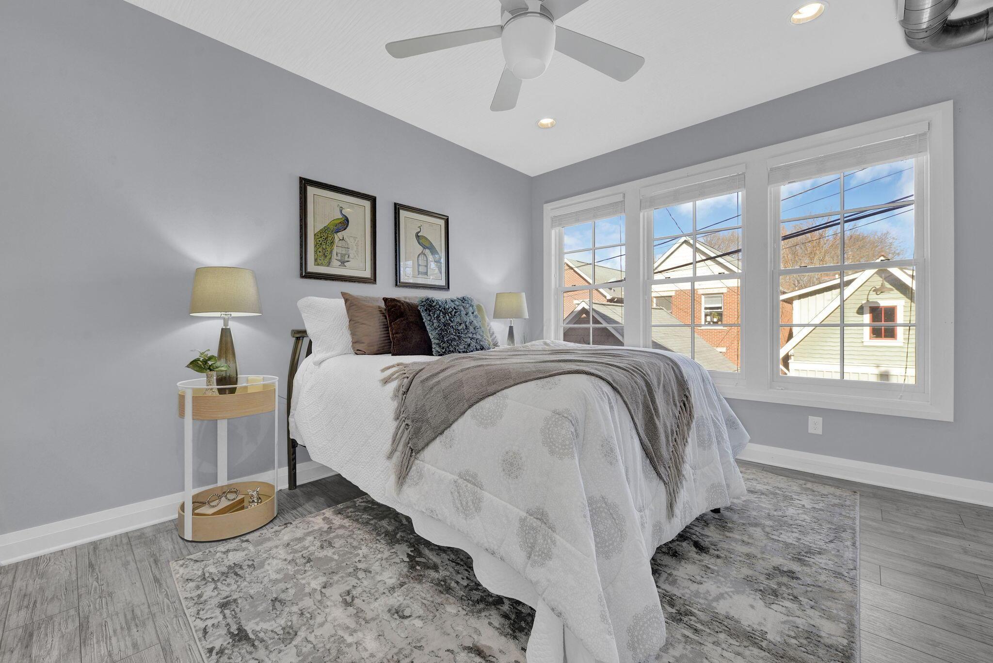 58 E Hubbard Avenue, C