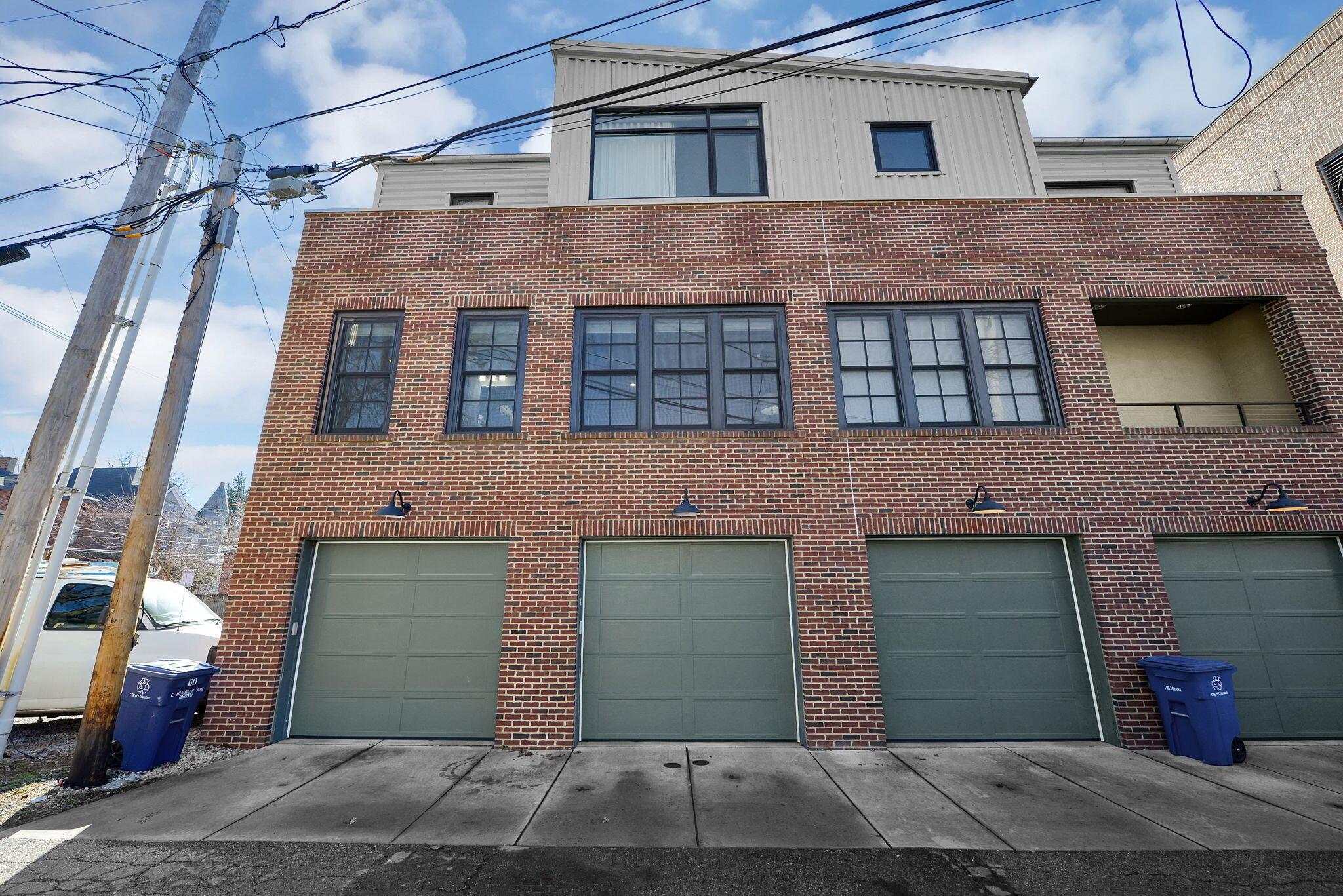 58 E Hubbard Avenue, C