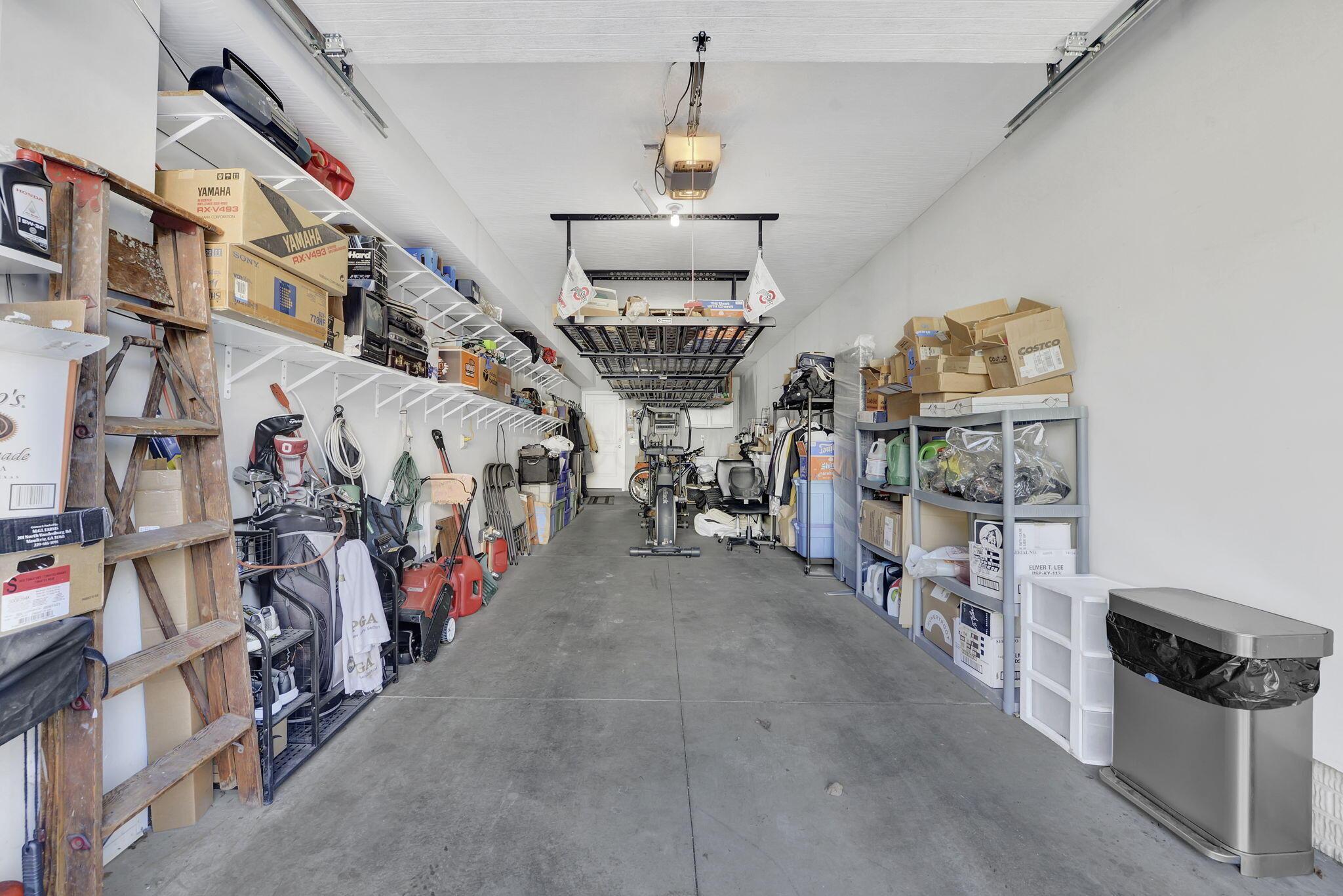 58 E Hubbard Avenue, C