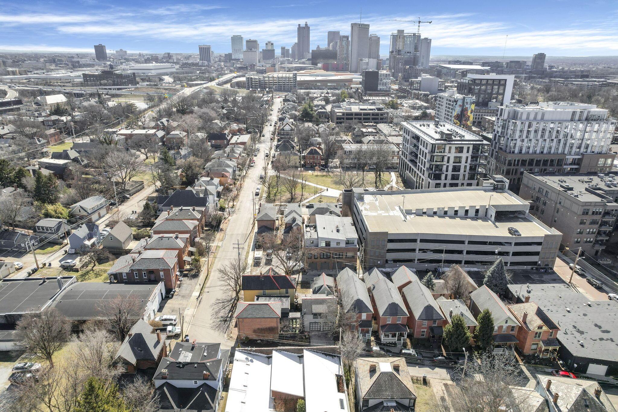 58 E Hubbard Avenue, C