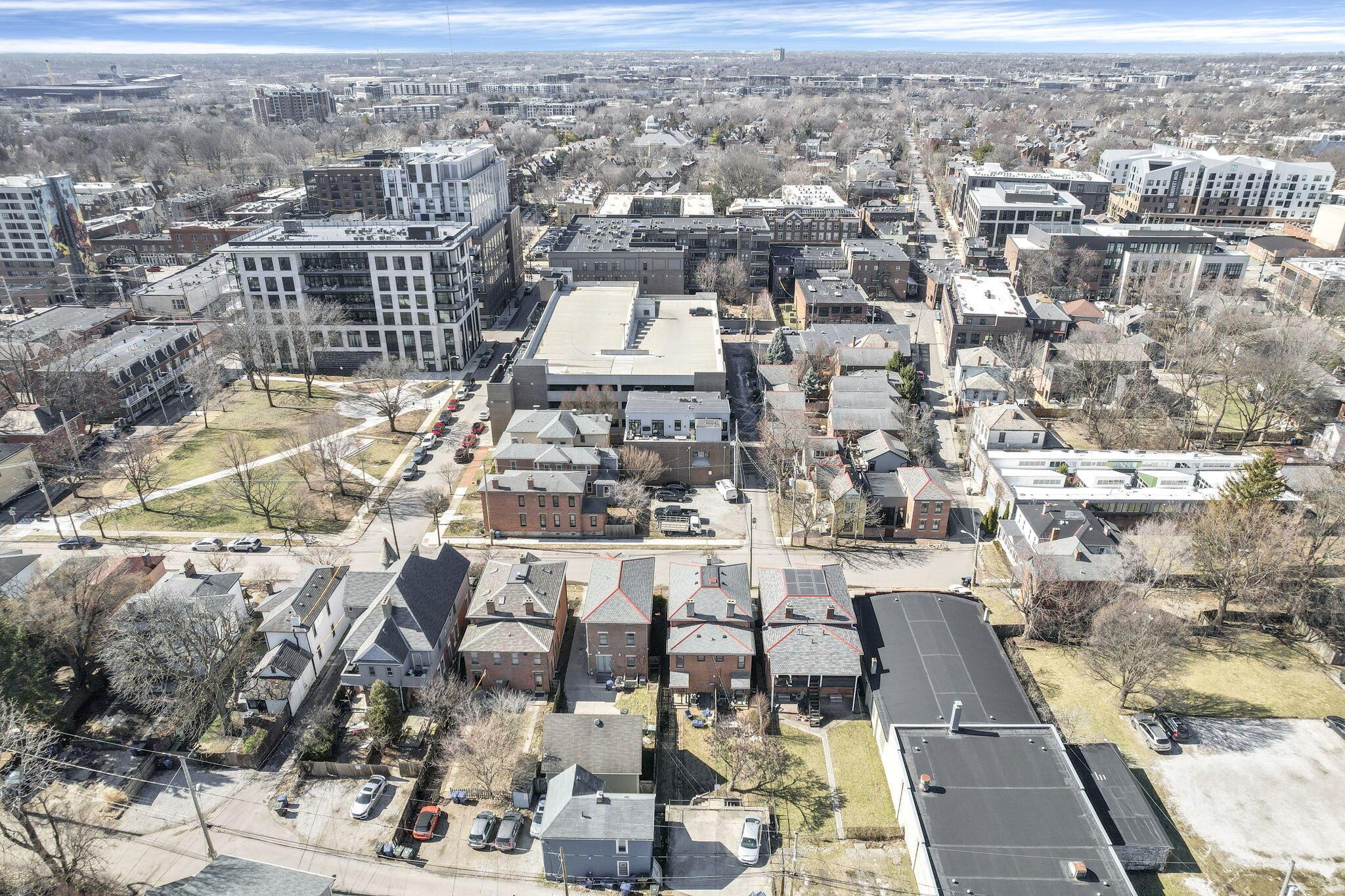 58 E Hubbard Avenue, C