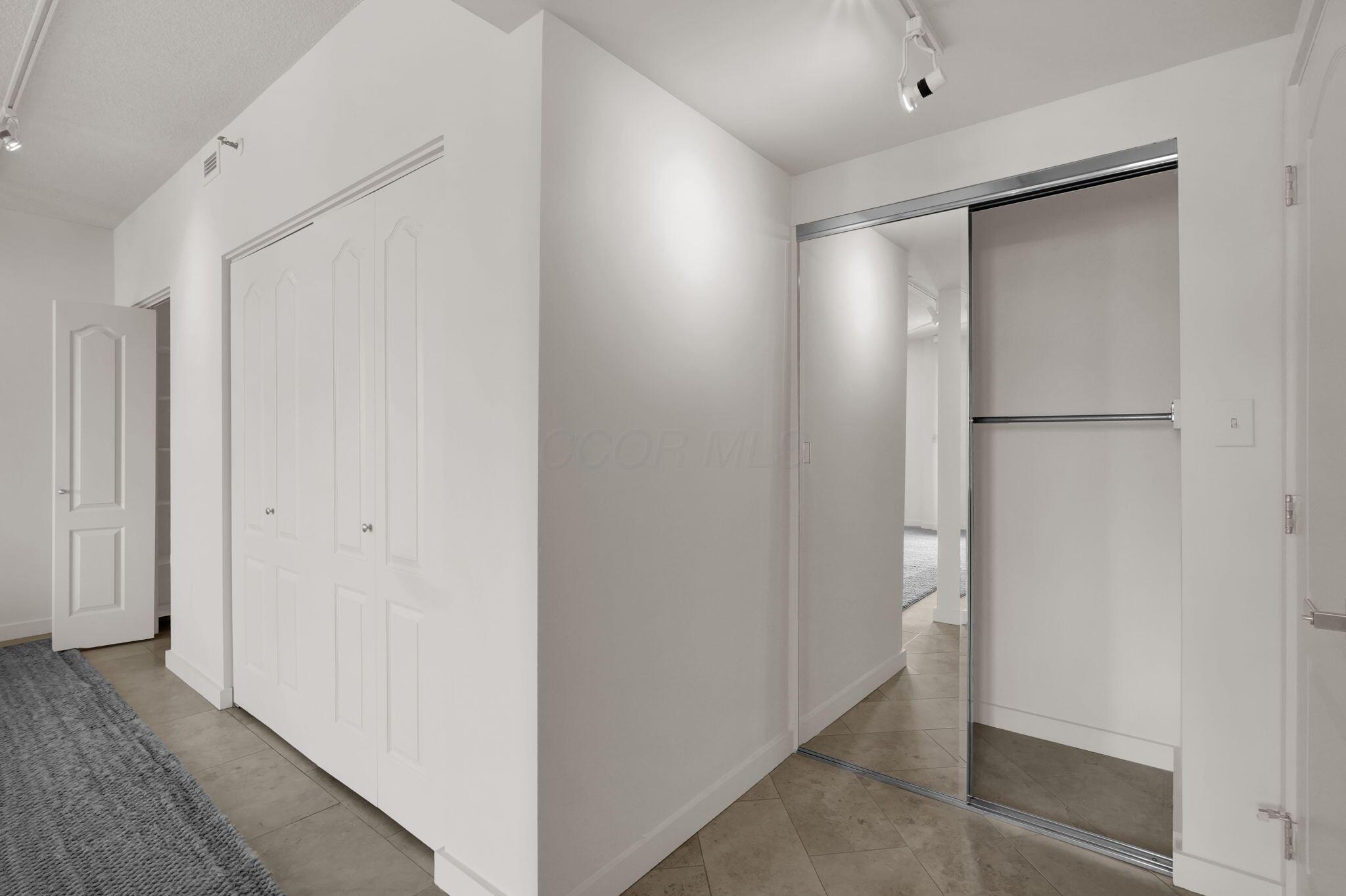 155 W Main Street, 802