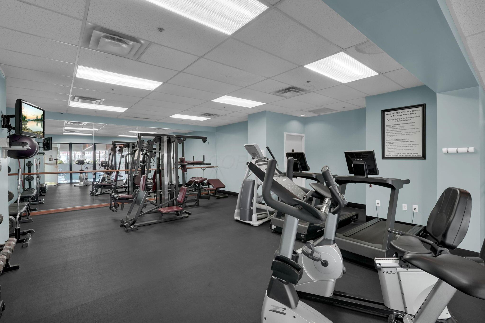 155 W Main Street, 802