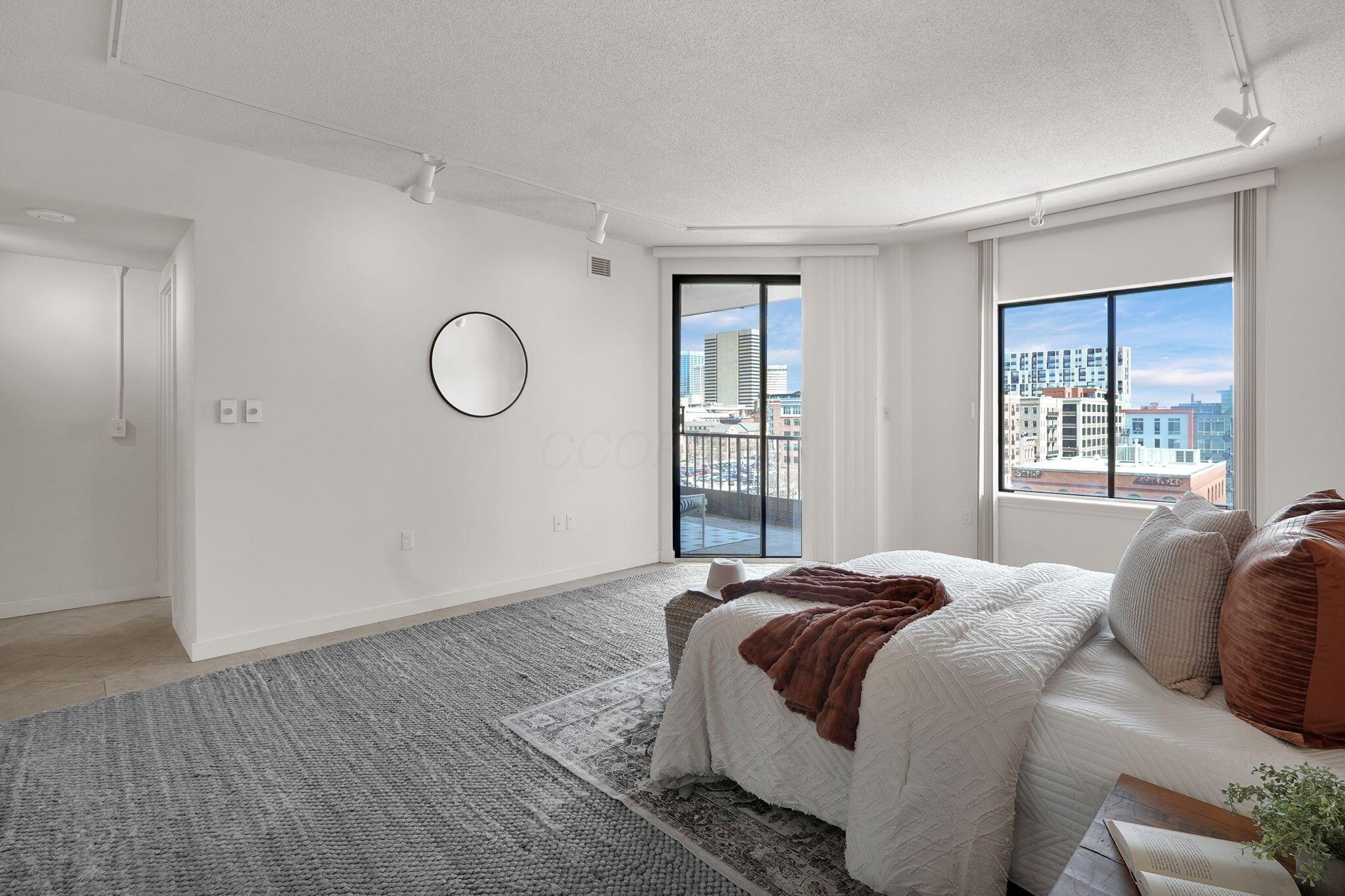 155 W Main Street, 802