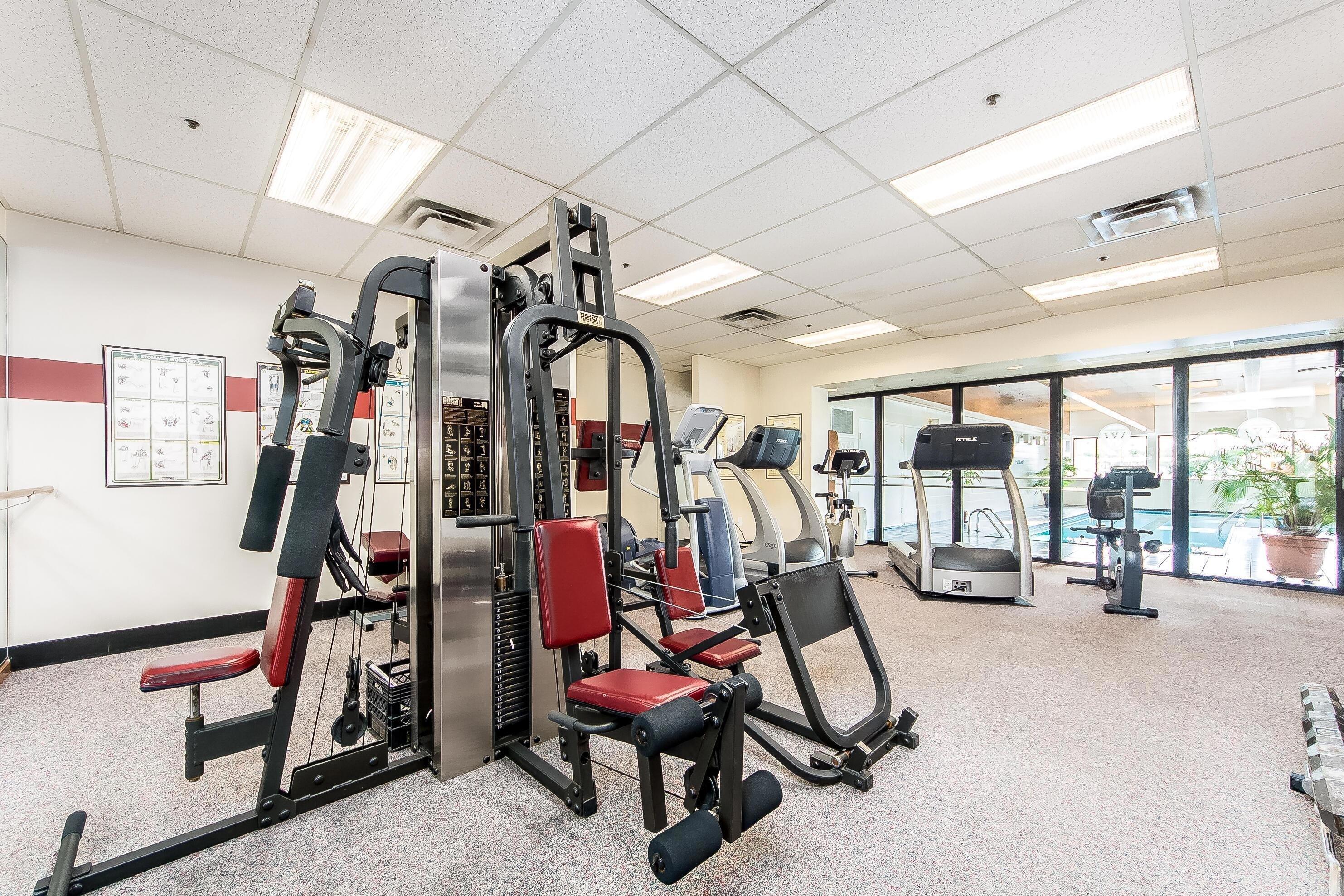 155 W Main Street, 802