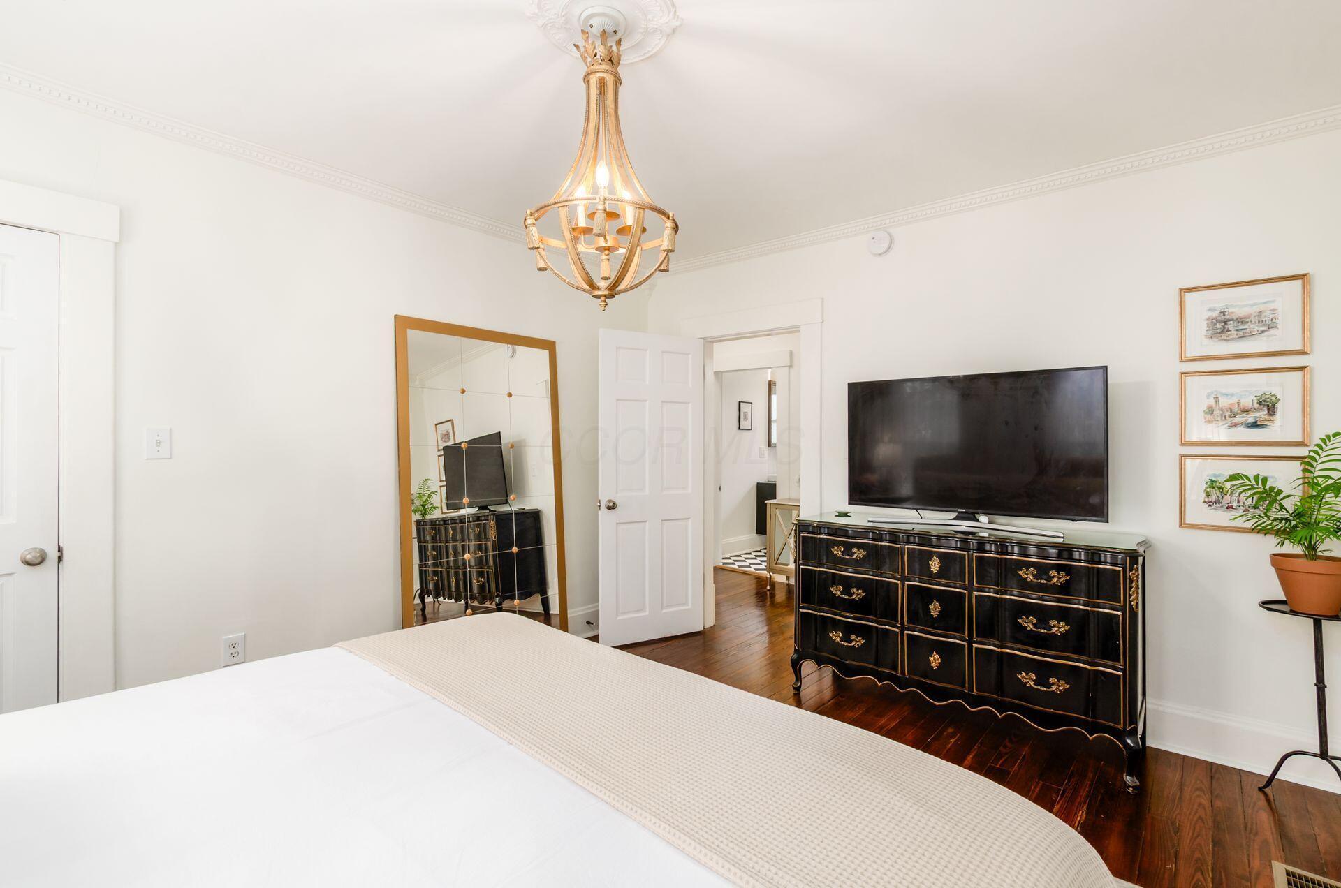 917 Dennison Avenue