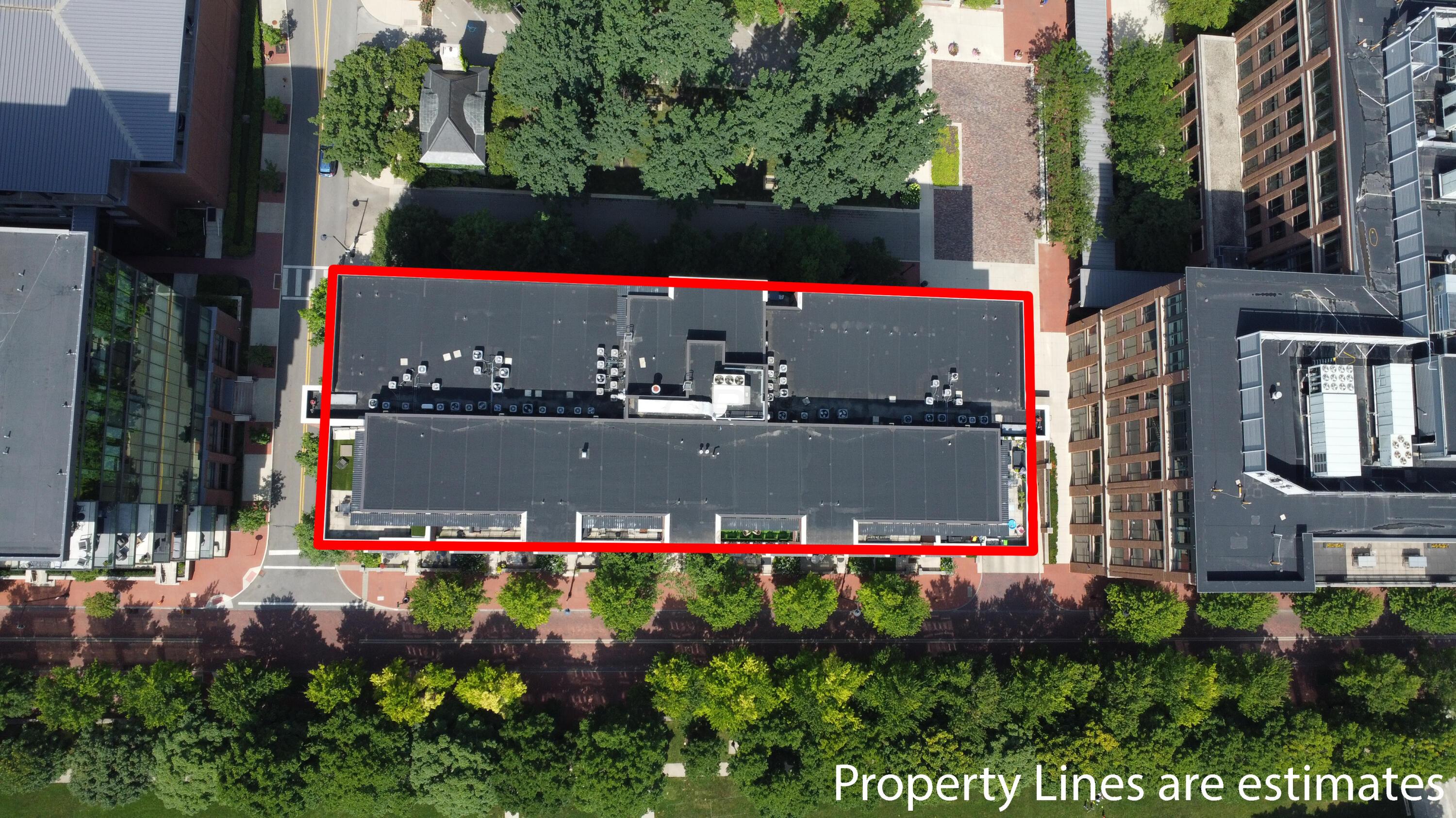 250 Daniel Burnham Square, 702