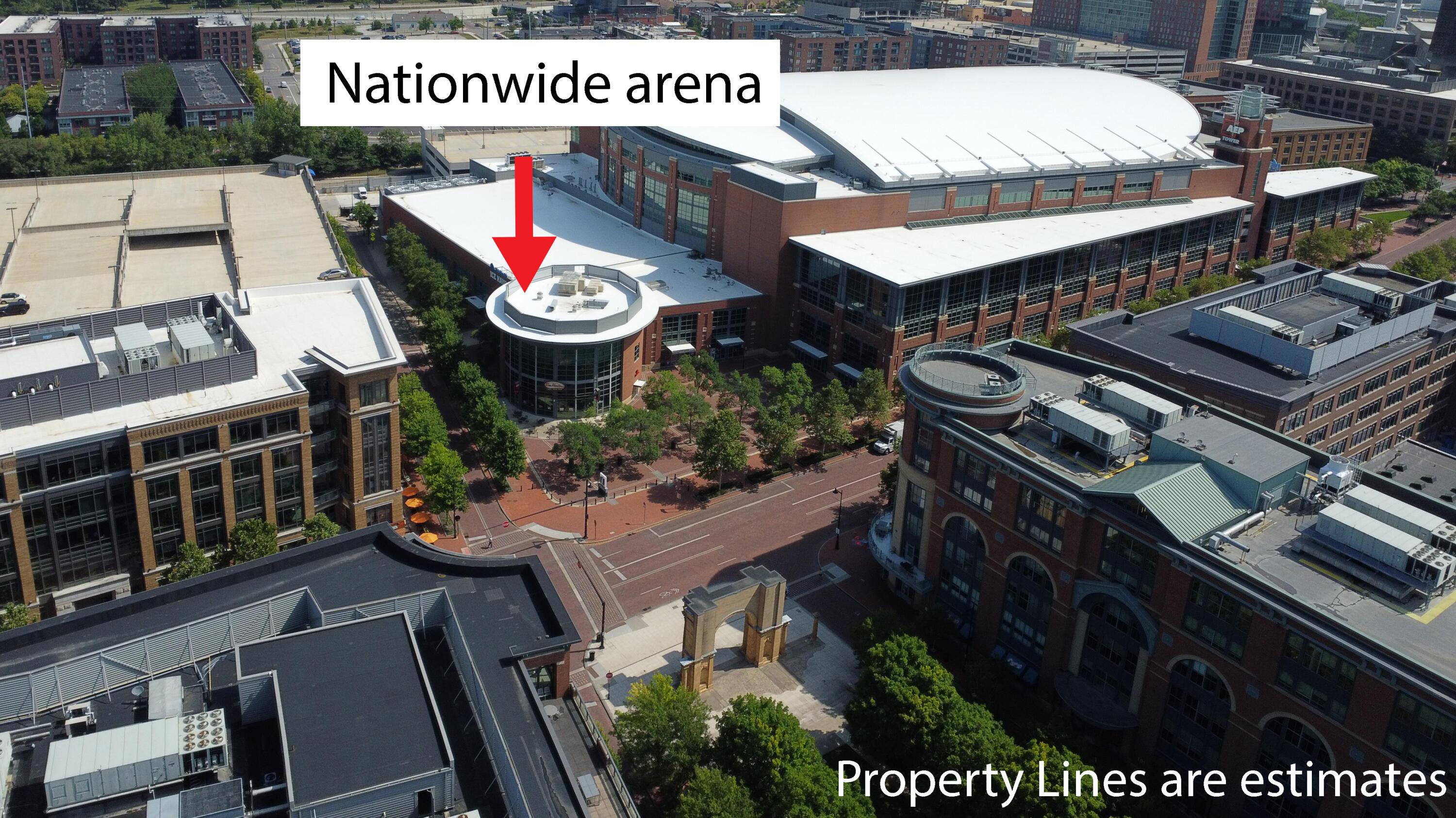 250 Daniel Burnham Square, 702