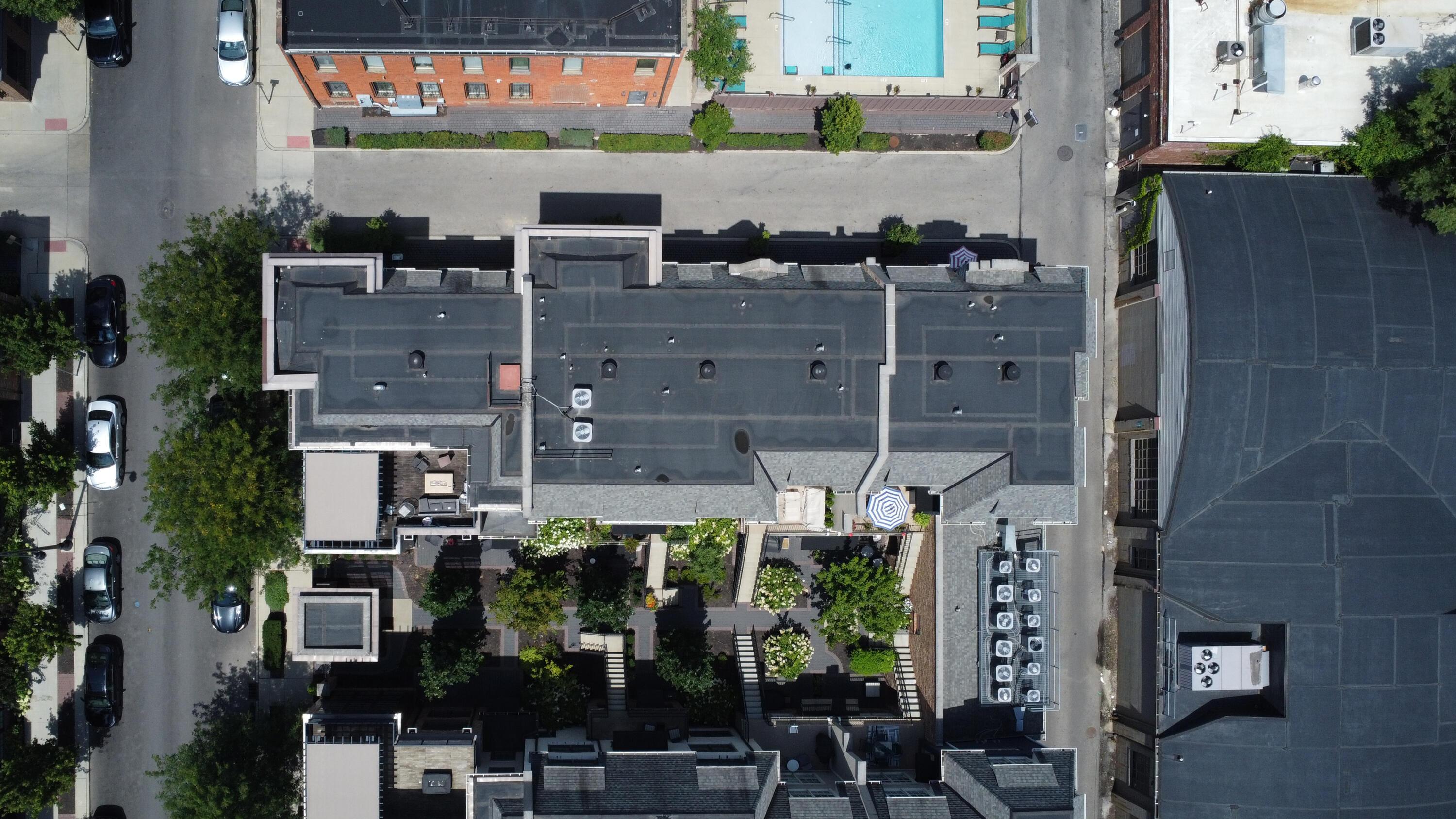94 N 6th Street, G48