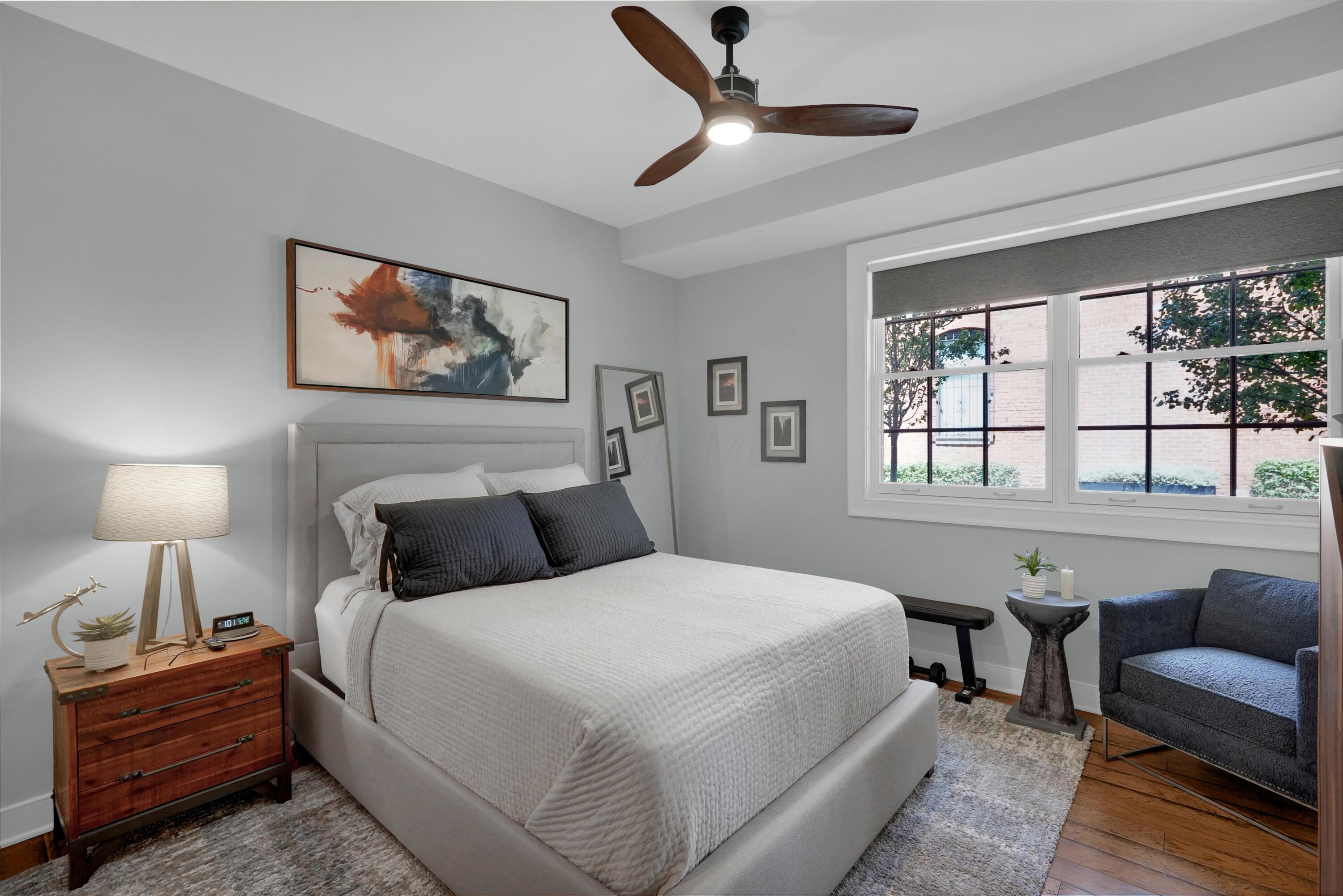 94 N 6th Street, G48
