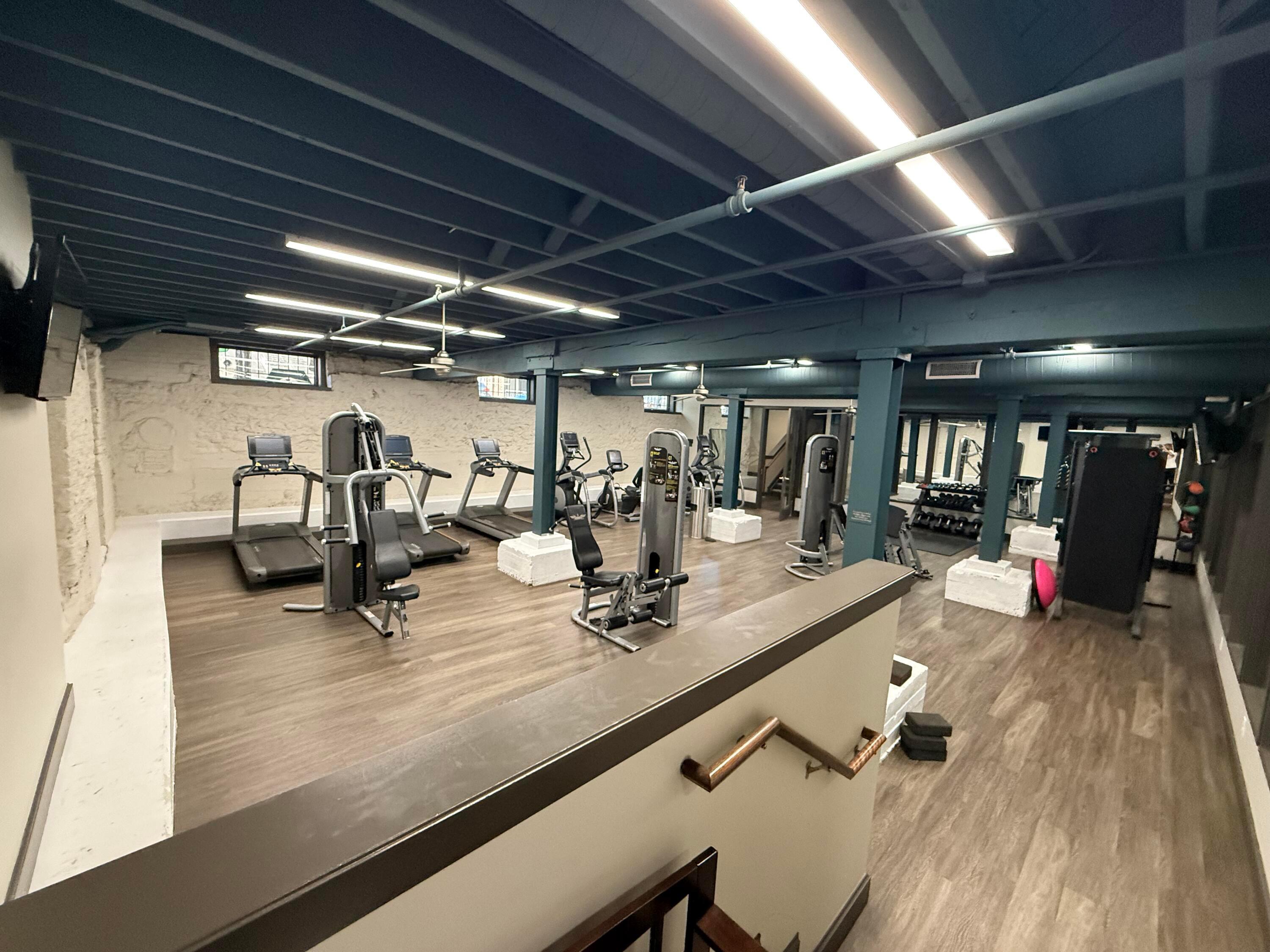 94 N 6th Street, G48