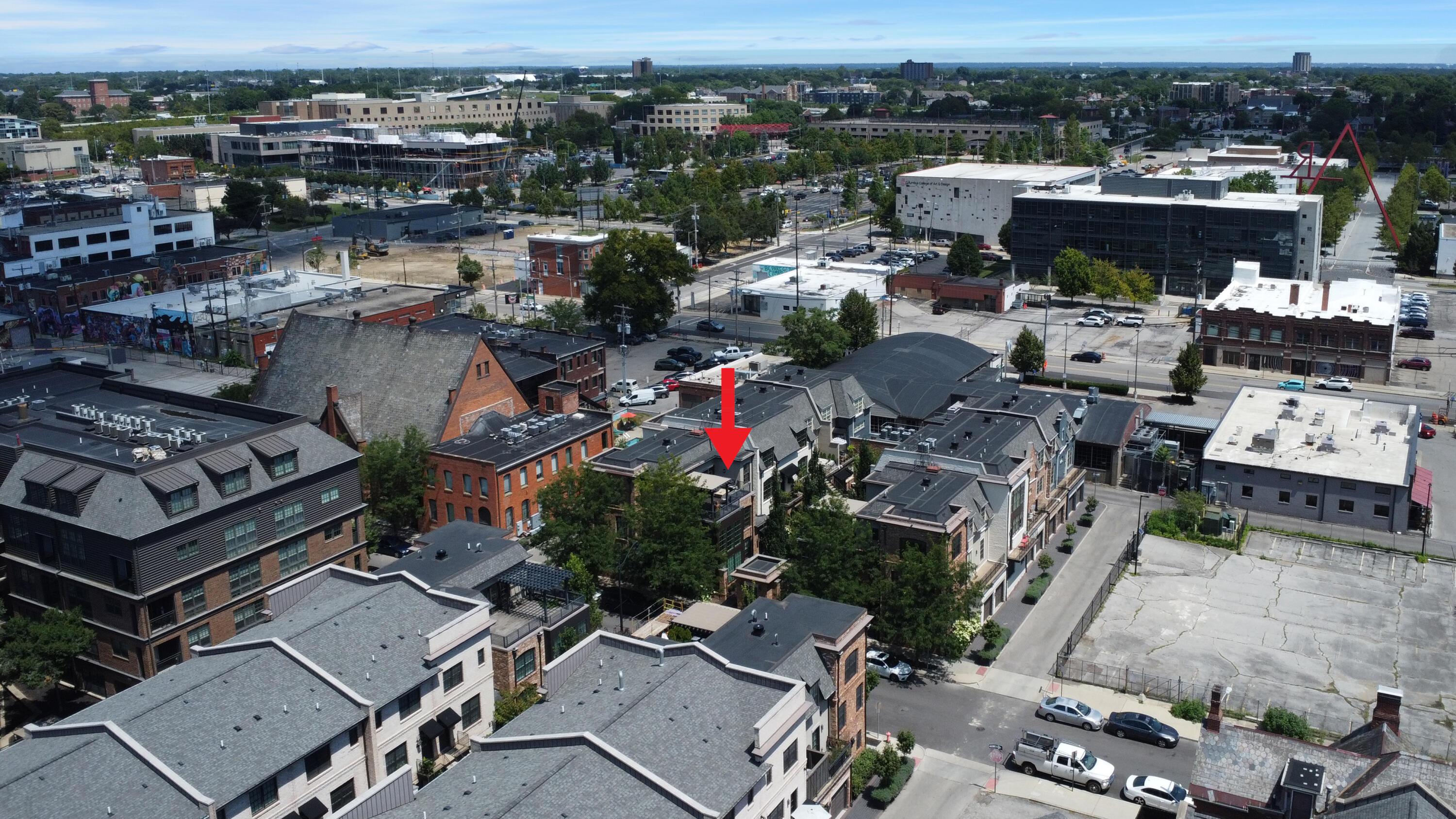 94 N 6th Street, G48