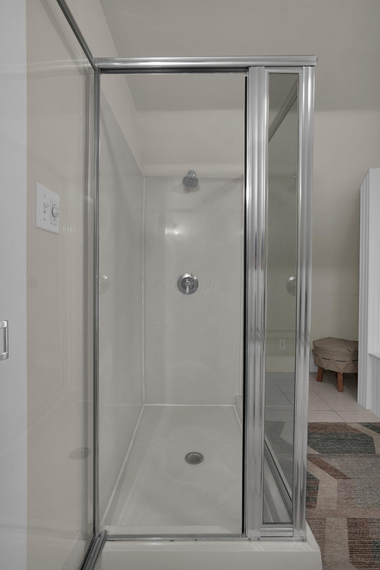 325 W 6th Avenue