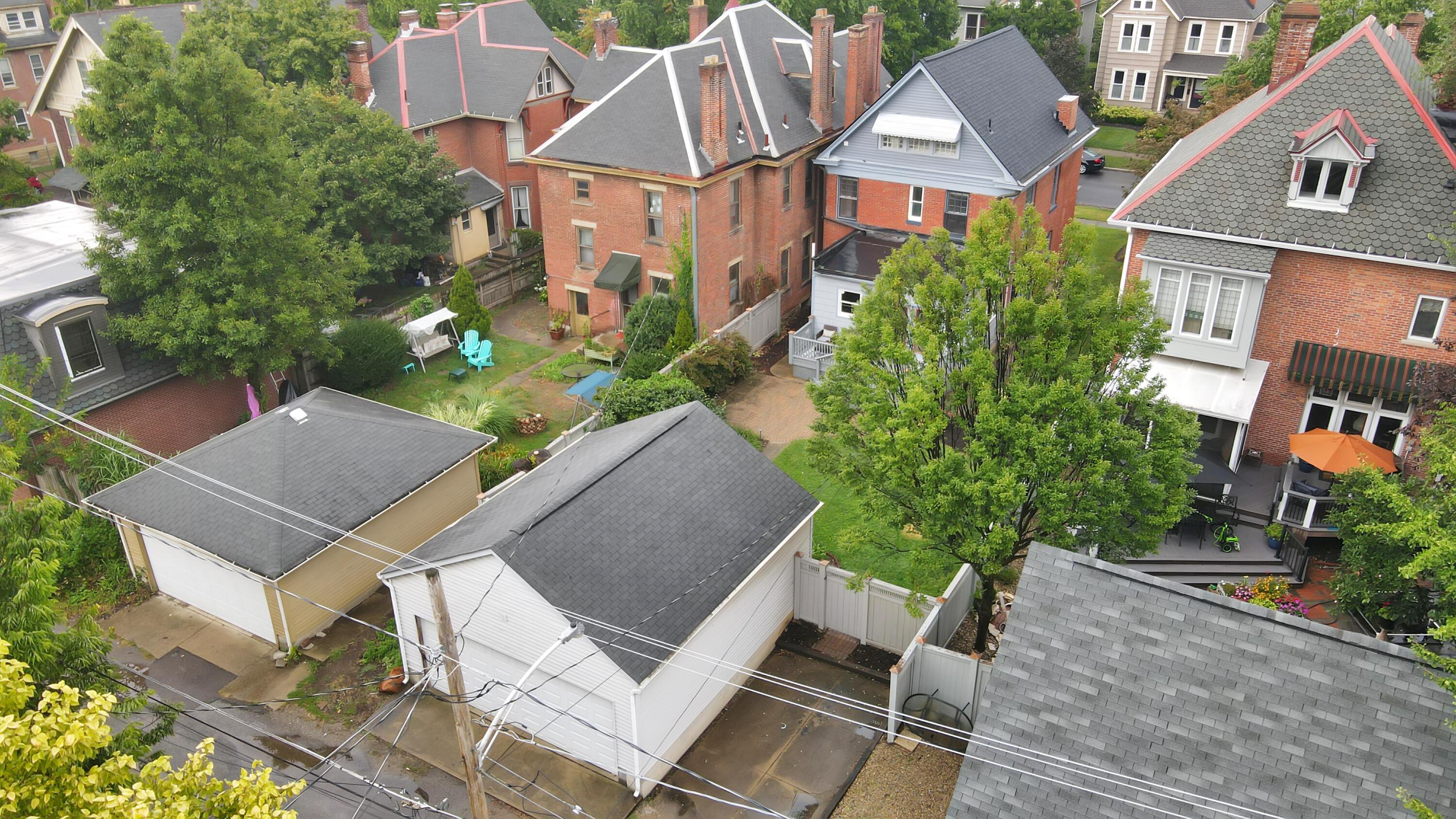 325 W 6th Avenue