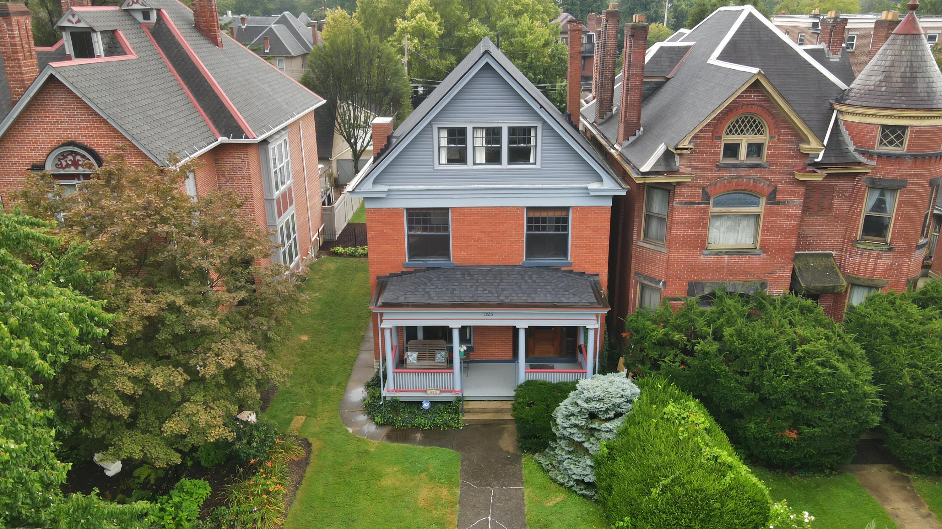 325 W 6th Avenue