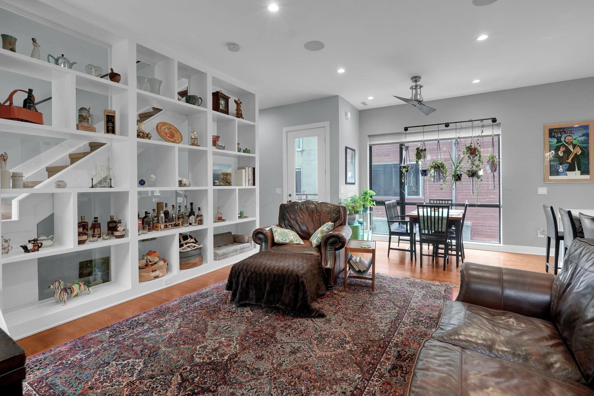 804 Senco Lane, 23