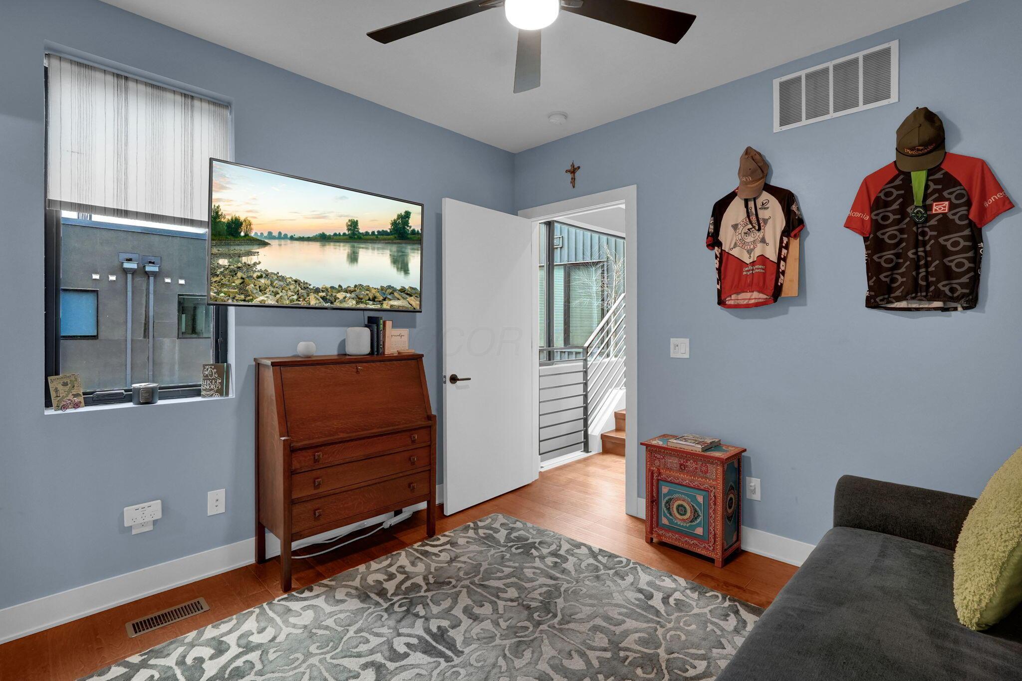 804 Senco Lane, 23