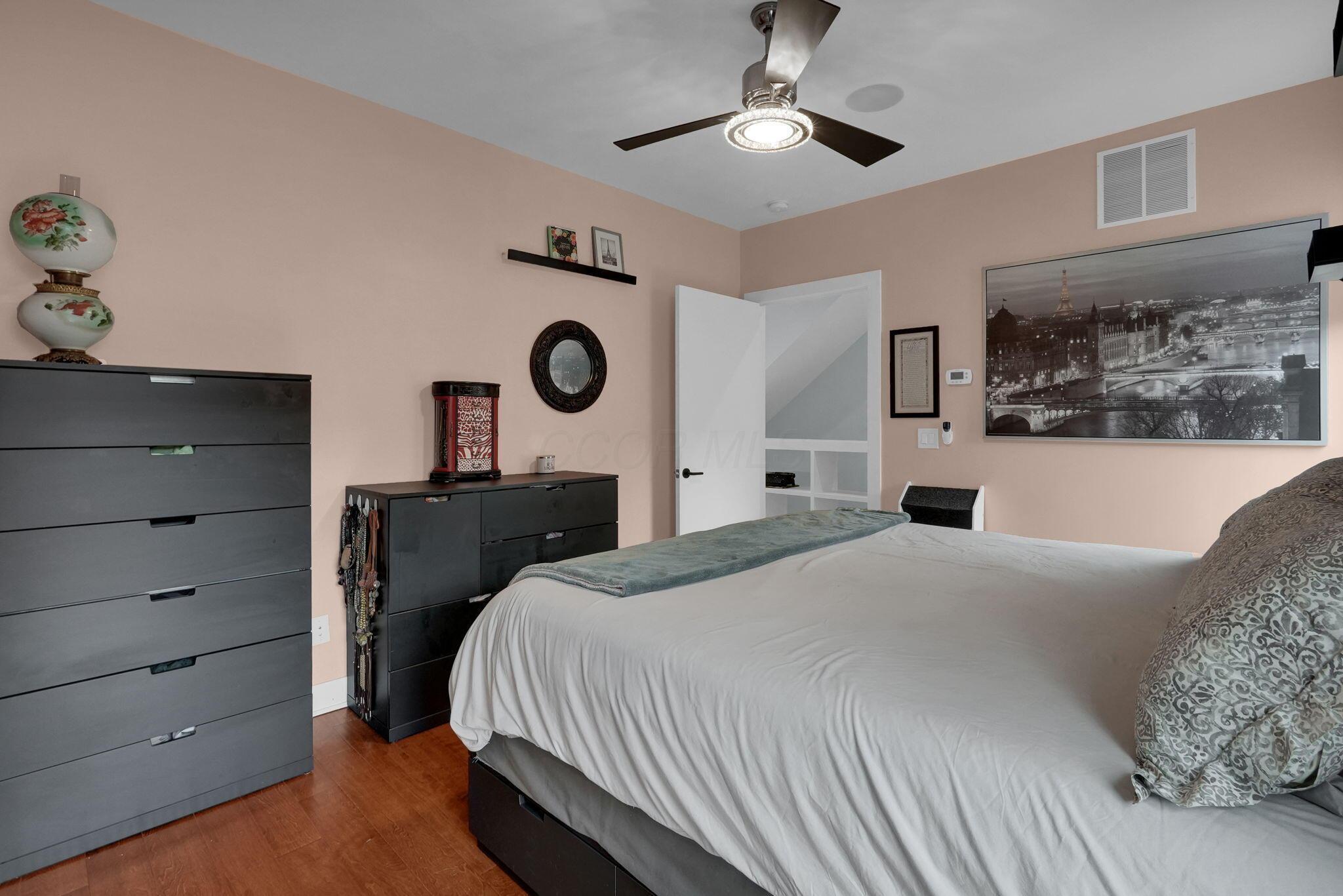 804 Senco Lane, 23