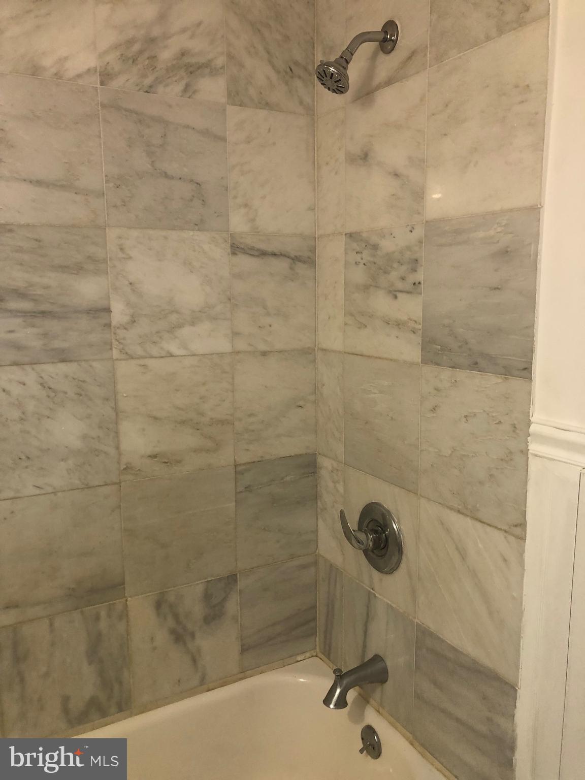 1721 S SE