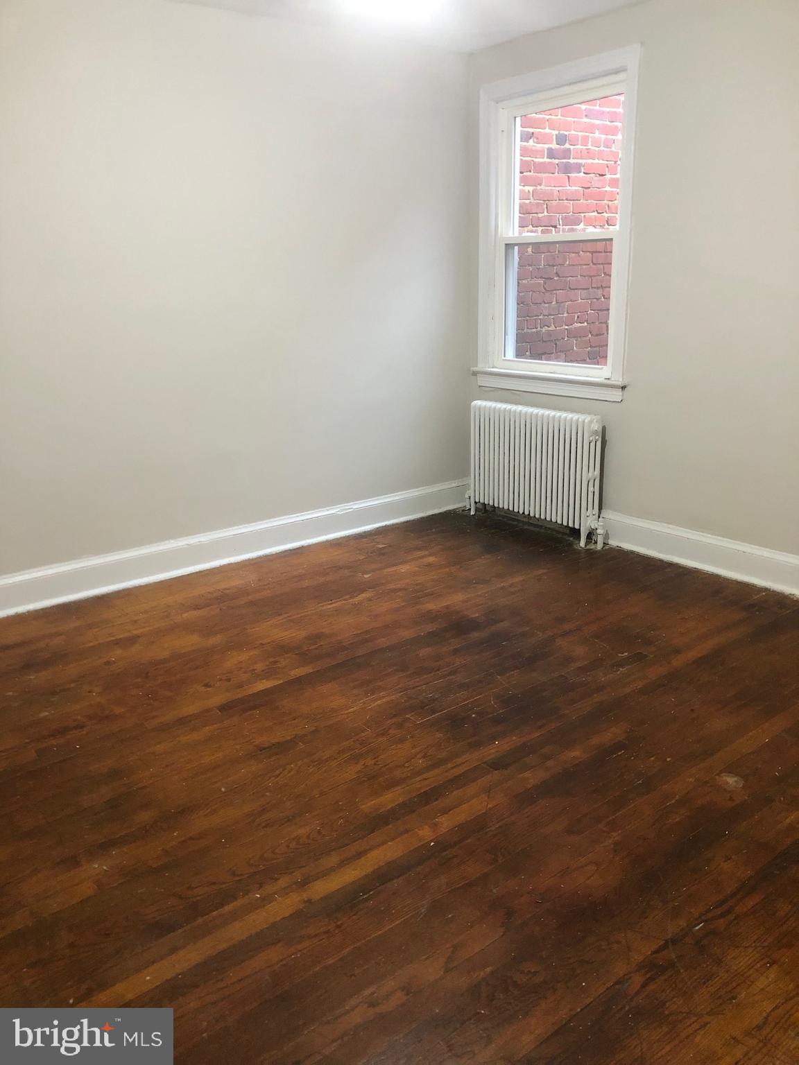 1721 S SE