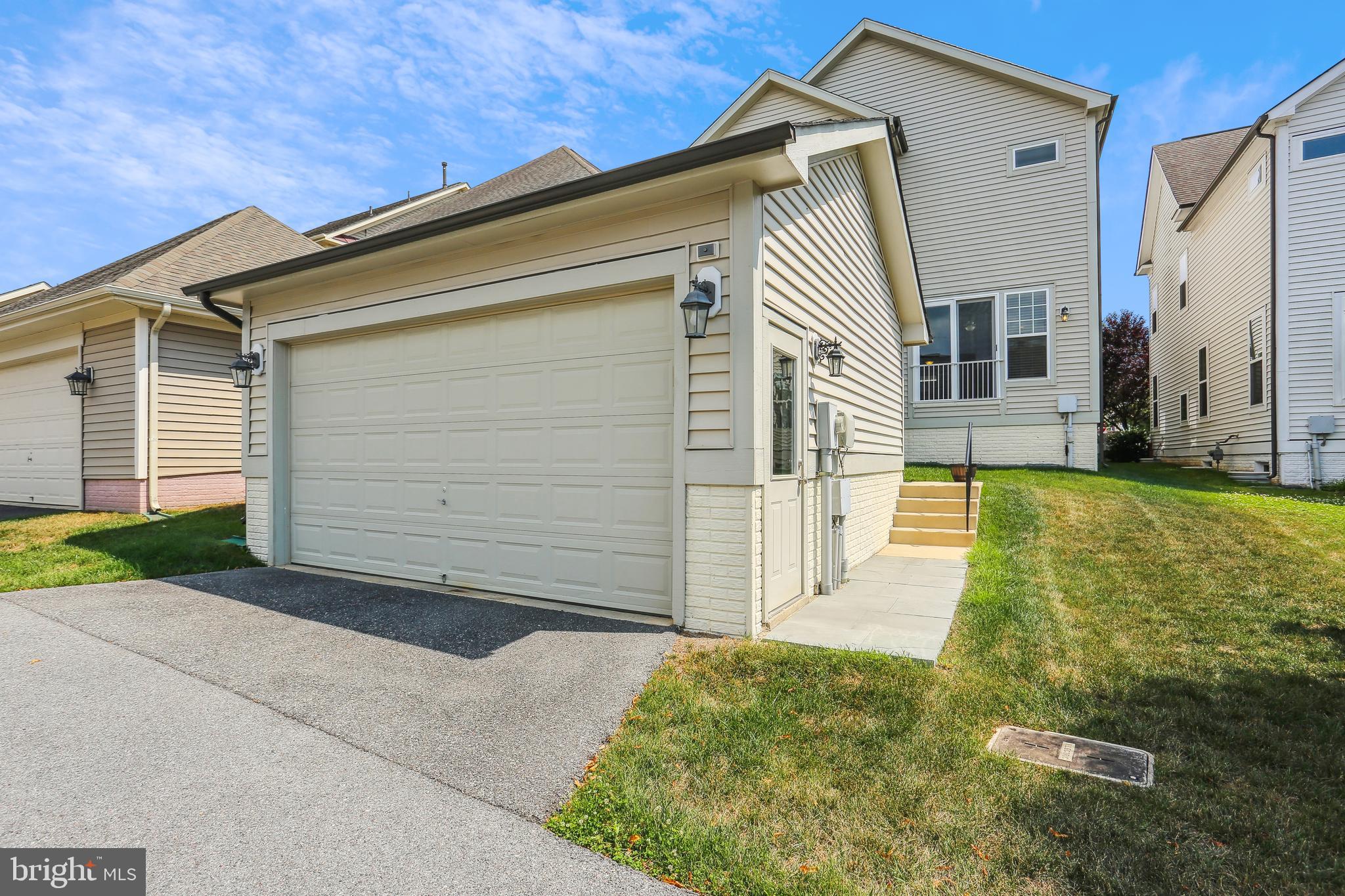 12907 SHORT HILLS DRIVE