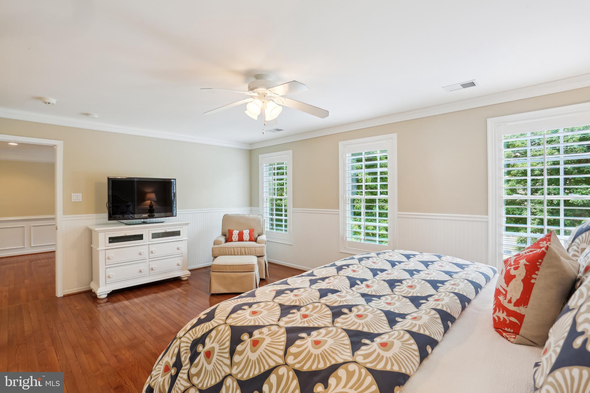 119 SHADOW GLEN COURT