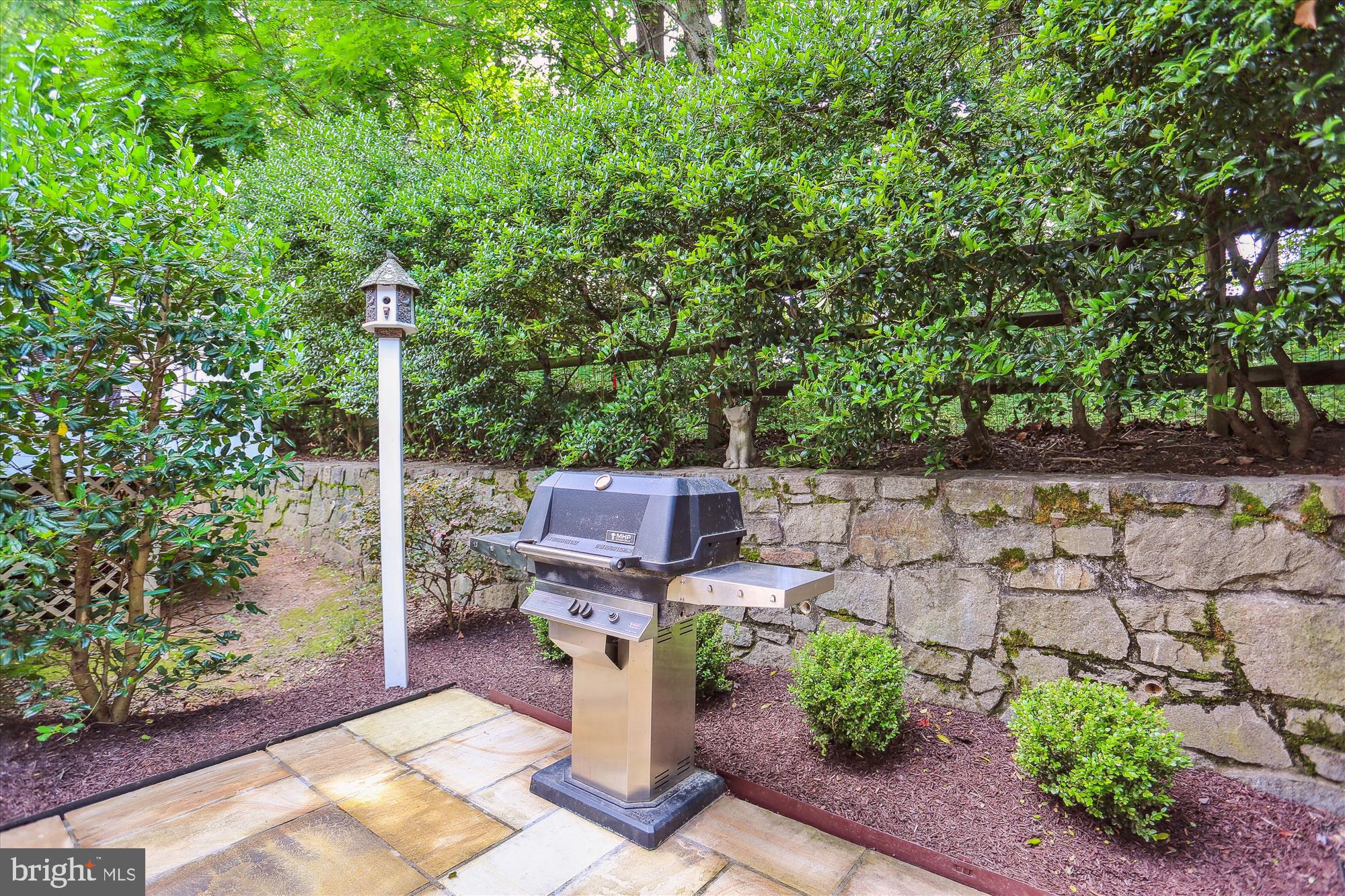 119 SHADOW GLEN COURT