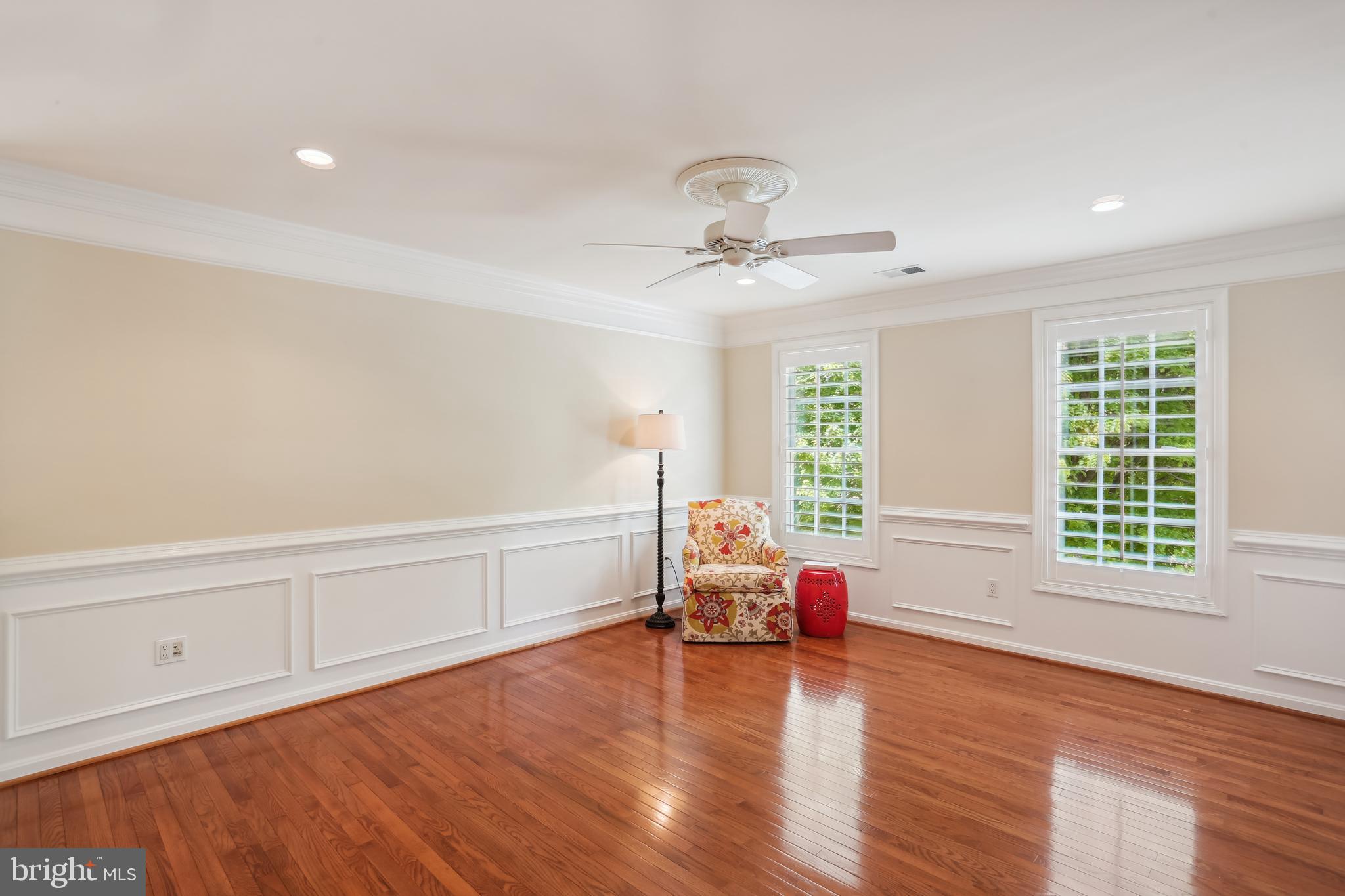 119 SHADOW GLEN COURT
