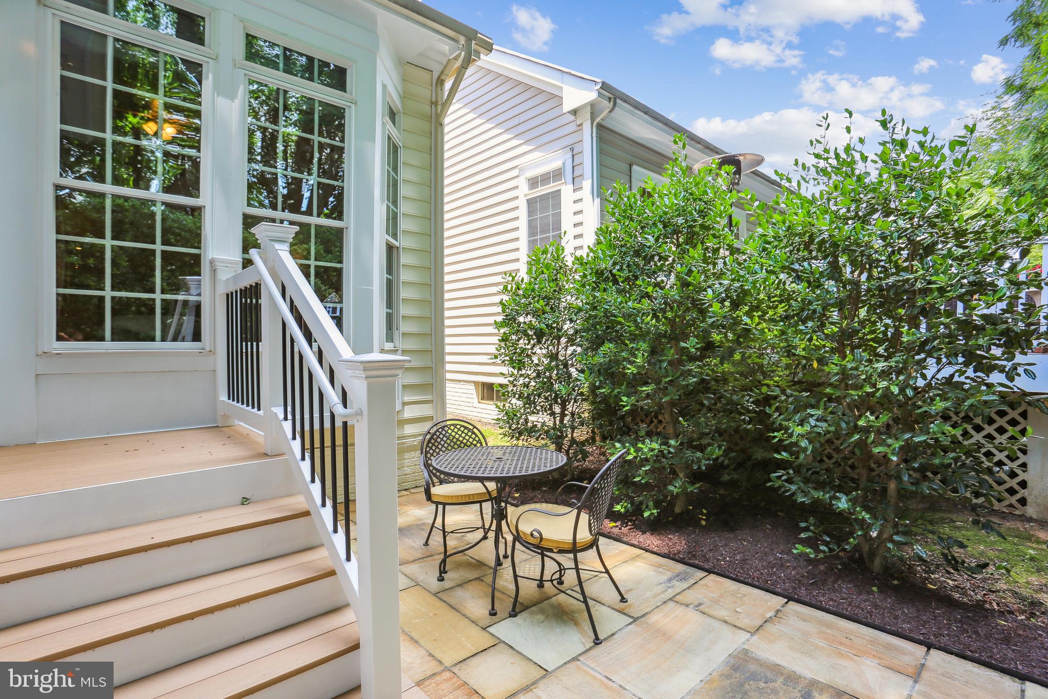 119 SHADOW GLEN COURT