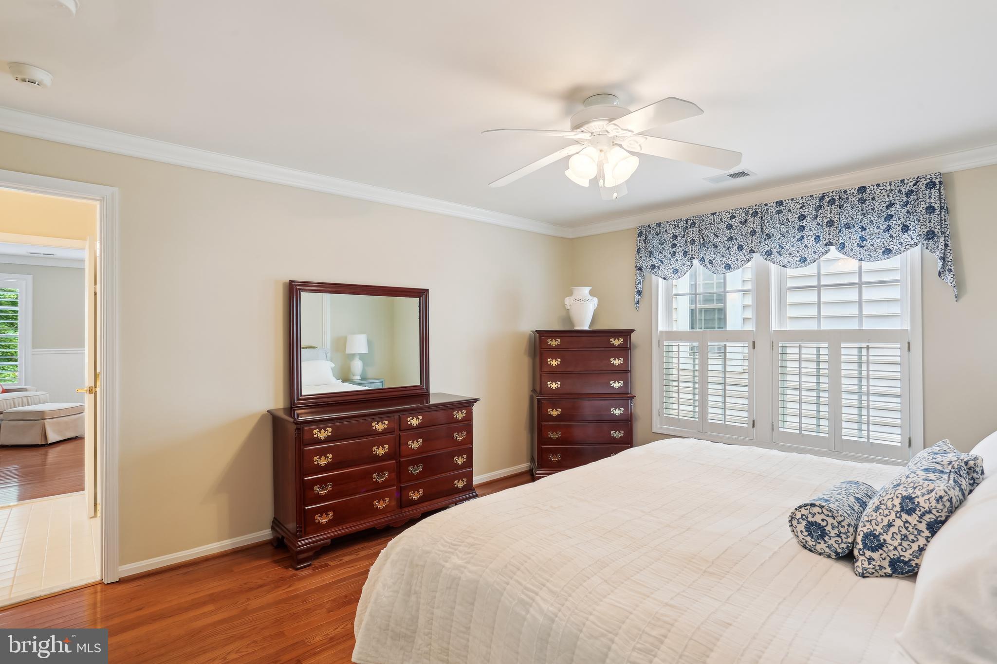 119 SHADOW GLEN COURT