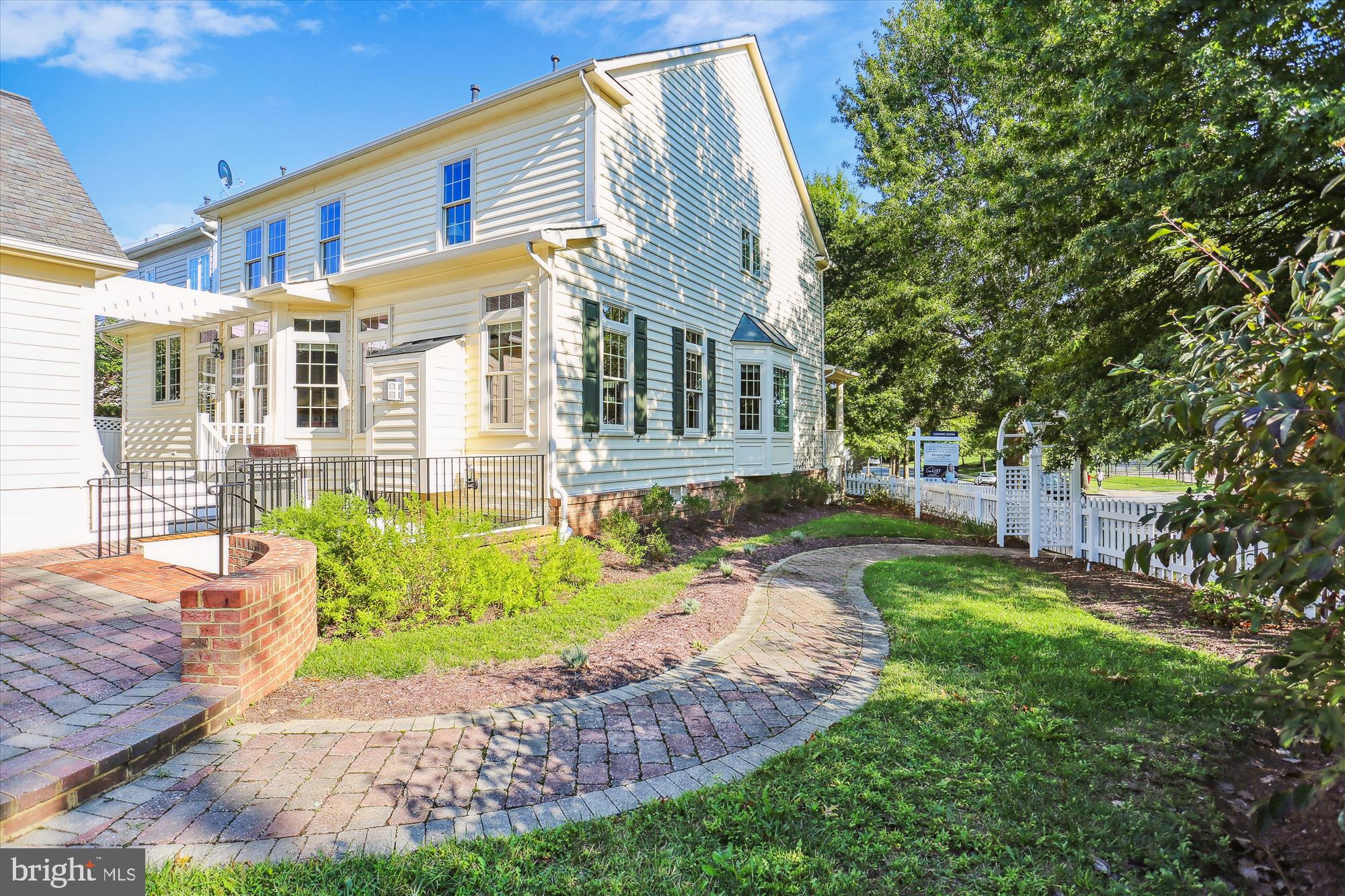 1371 MAIN STREET