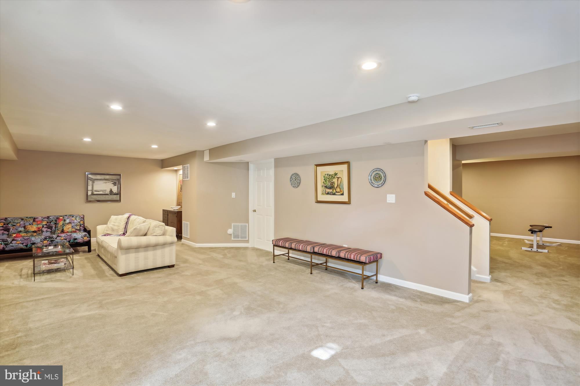 1371 MAIN STREET
