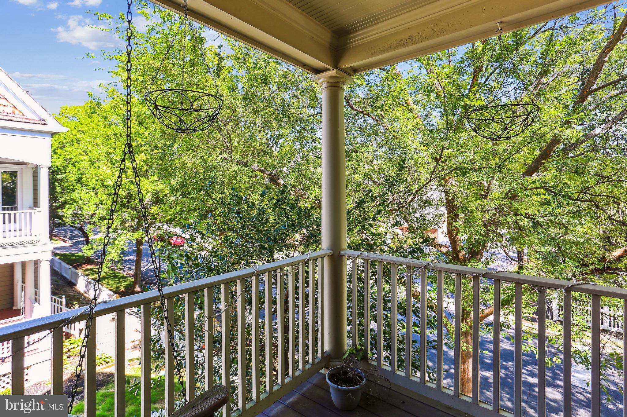 302 LITTLE QUARRY ROAD