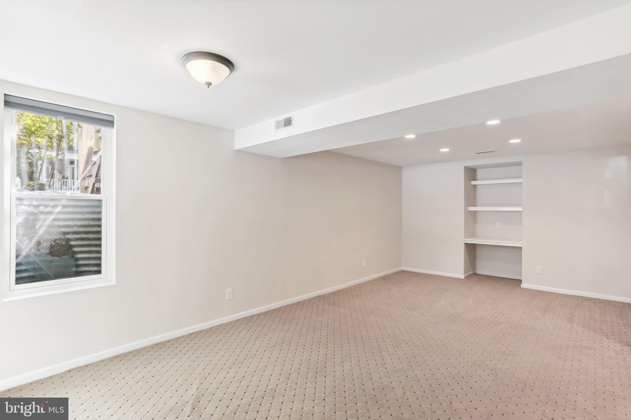 302 LITTLE QUARRY ROAD