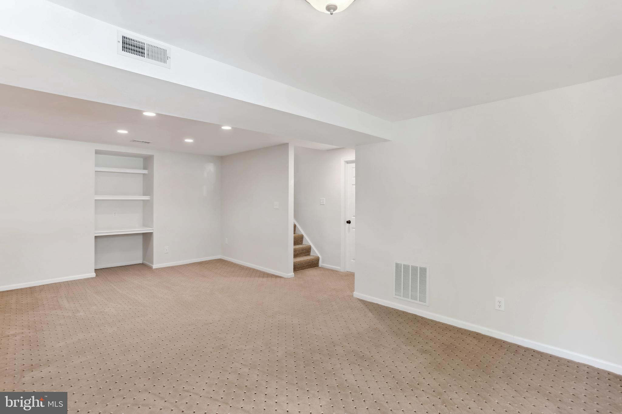 302 LITTLE QUARRY ROAD