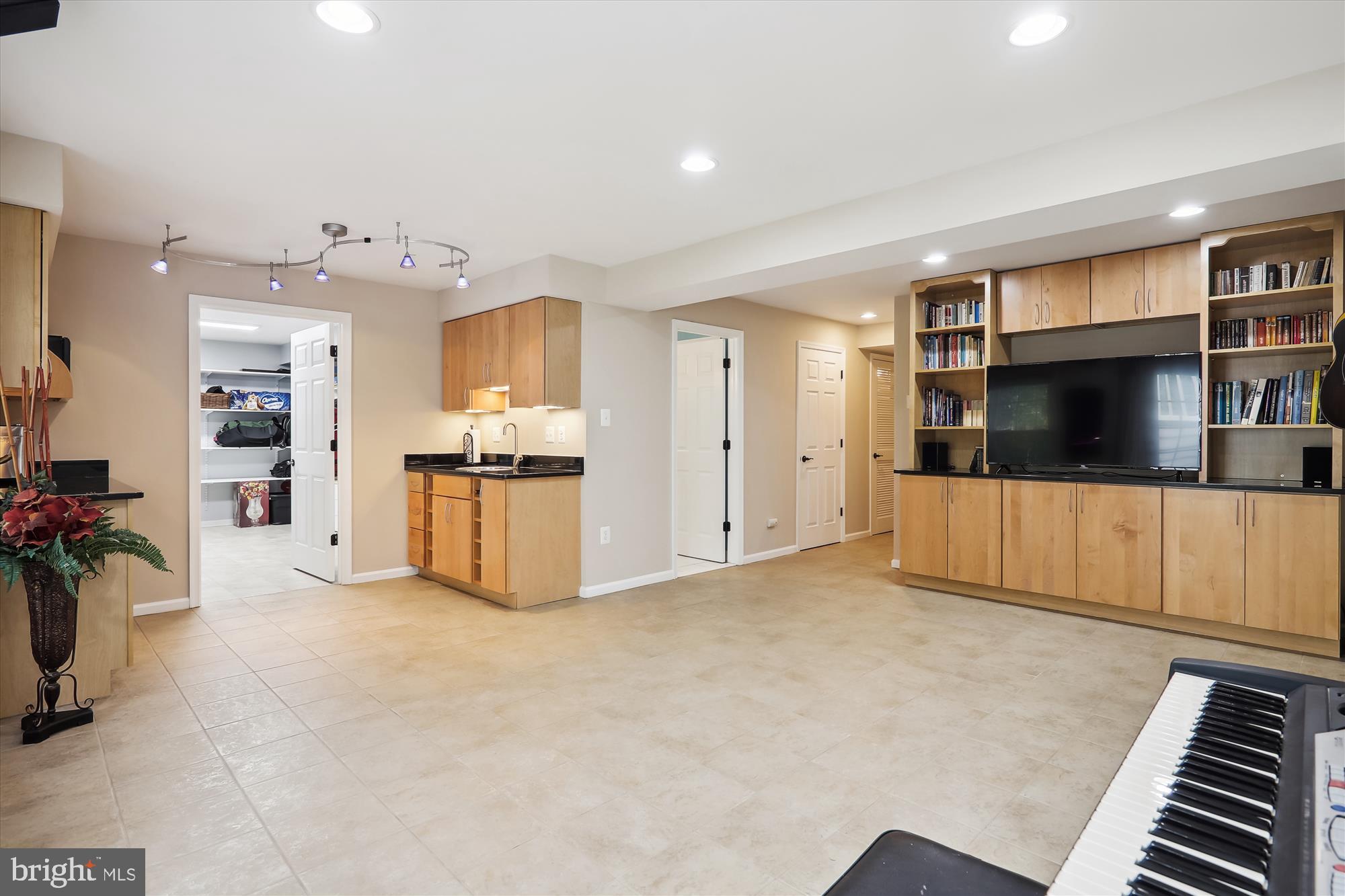 334 Tannery DRIVE