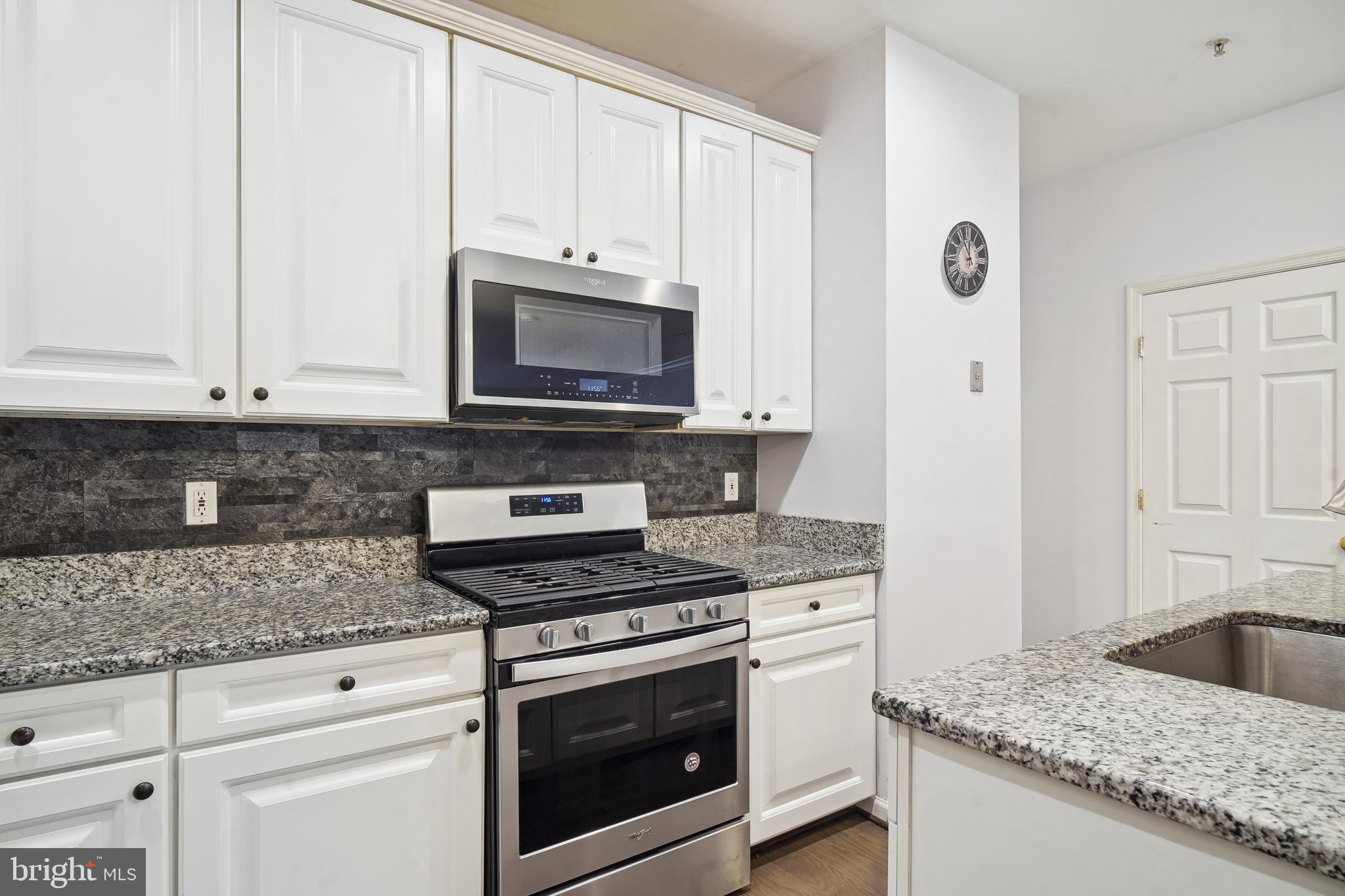 721 Main STREET Unit: 721-A
