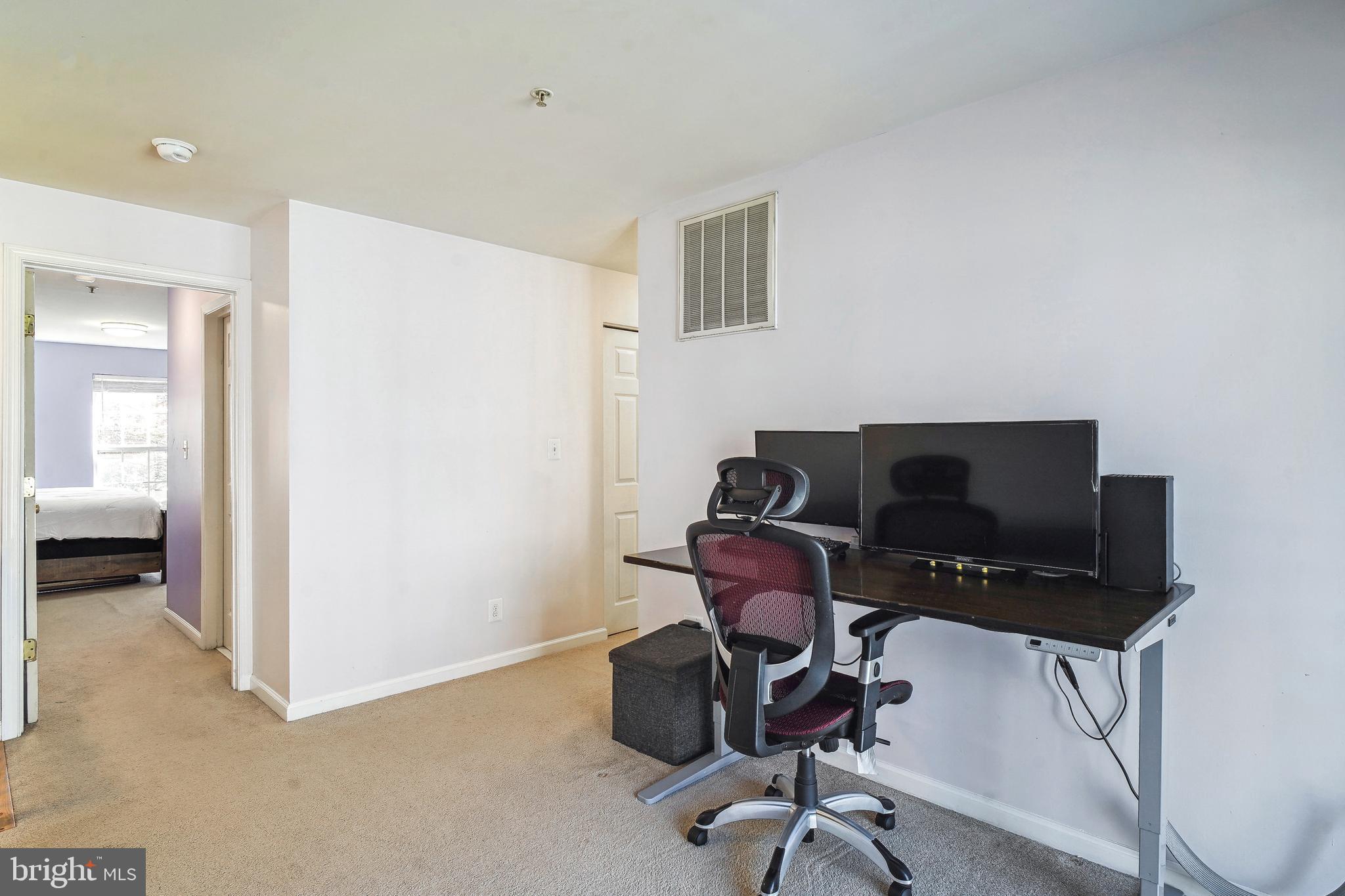 721 Main STREET Unit: 721-A
