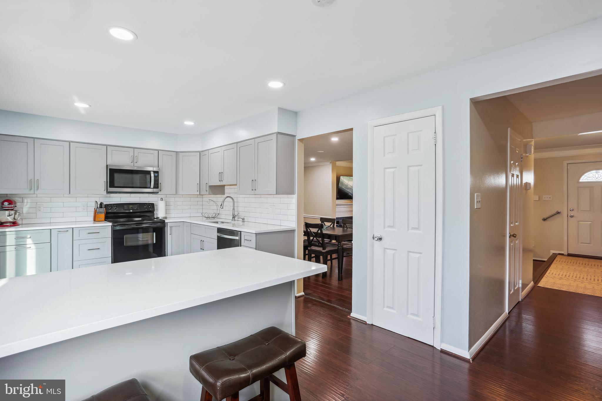 18632 Chickadee LANE