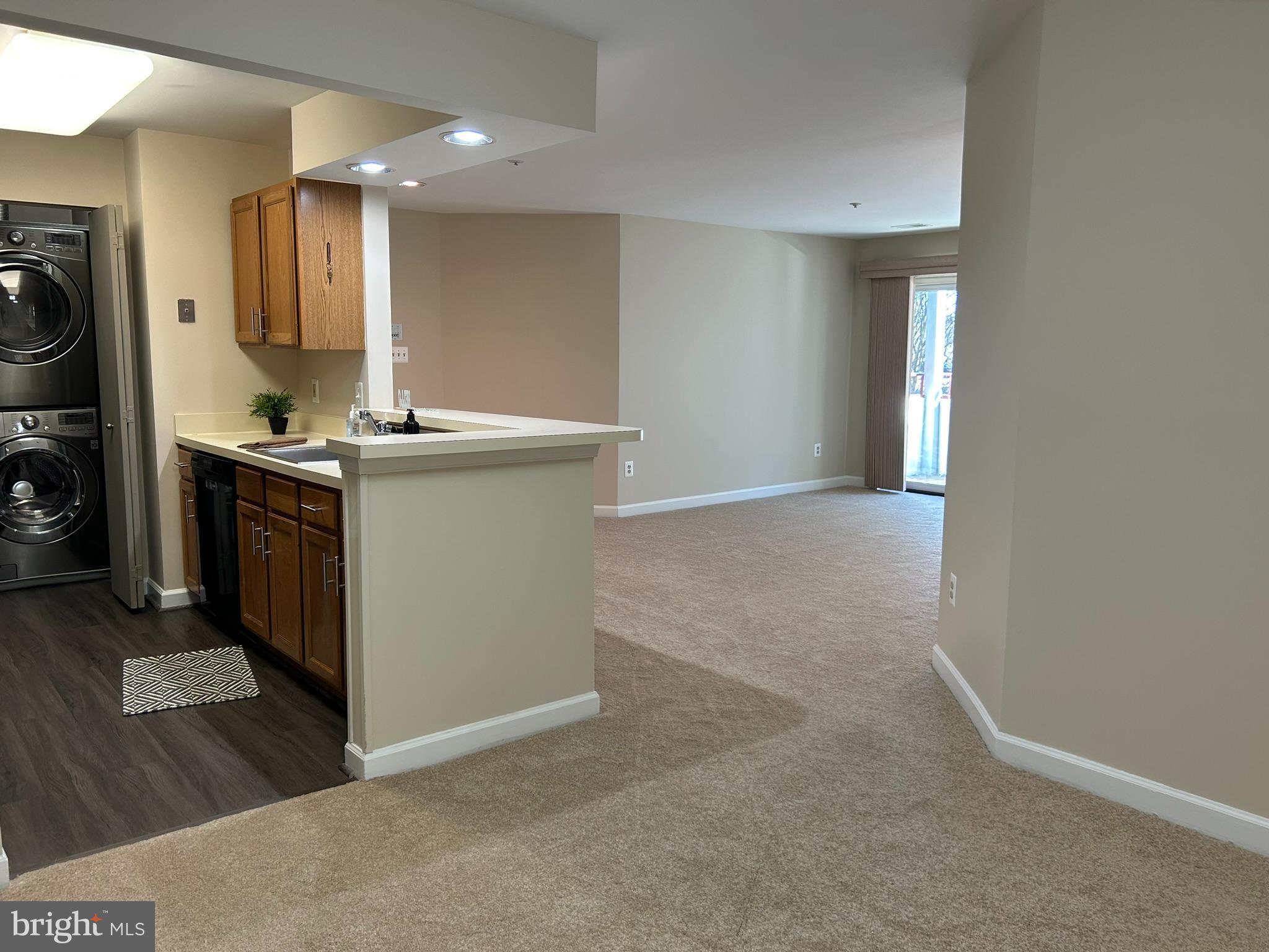 3307 SIR THOMAS DRIVE 5-B-23