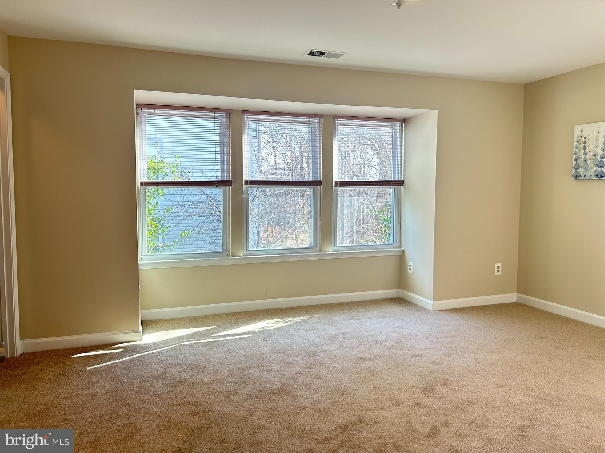 3307 SIR THOMAS DRIVE 5-B-23