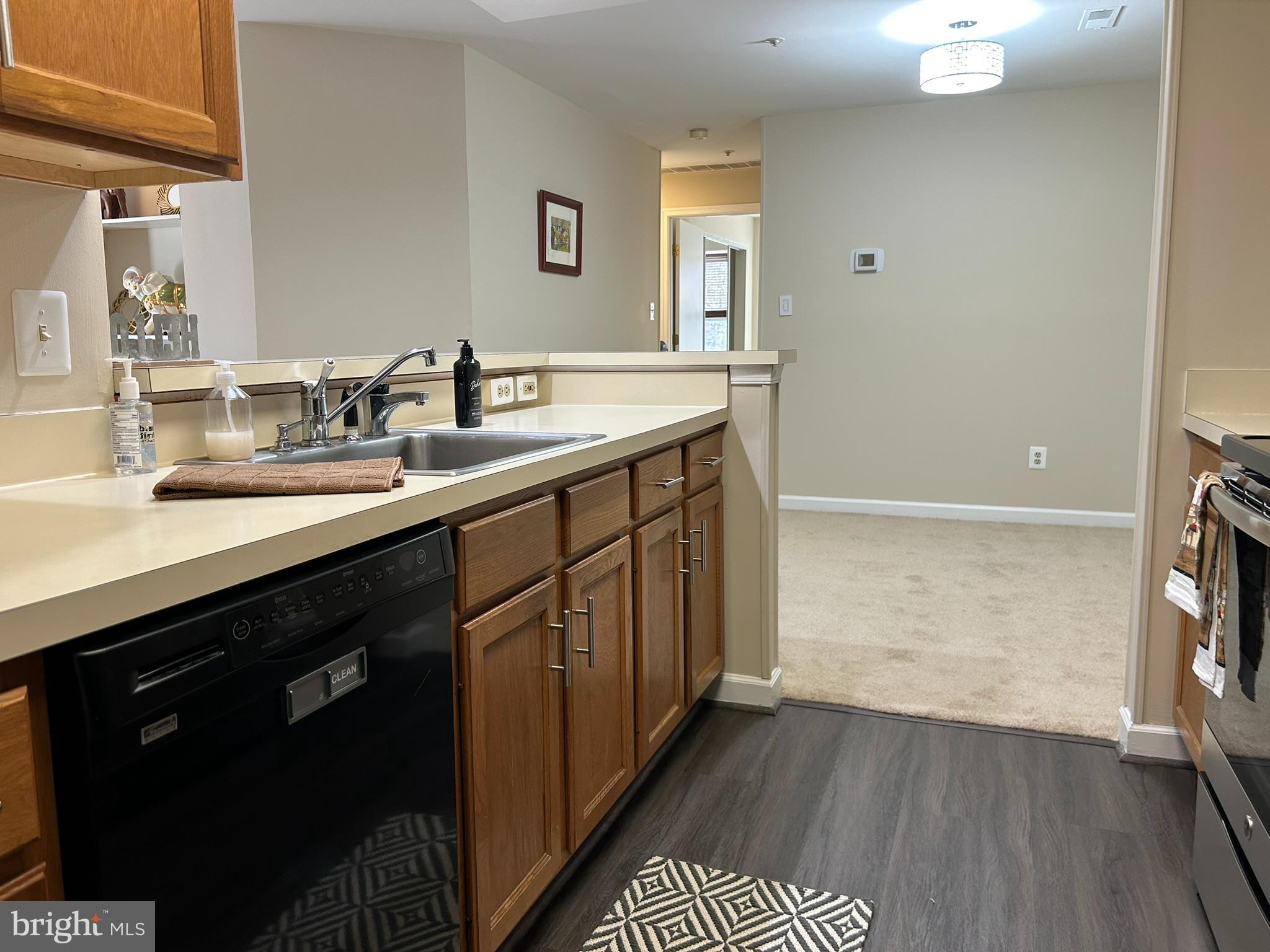 3307 SIR THOMAS DRIVE 5-B-23