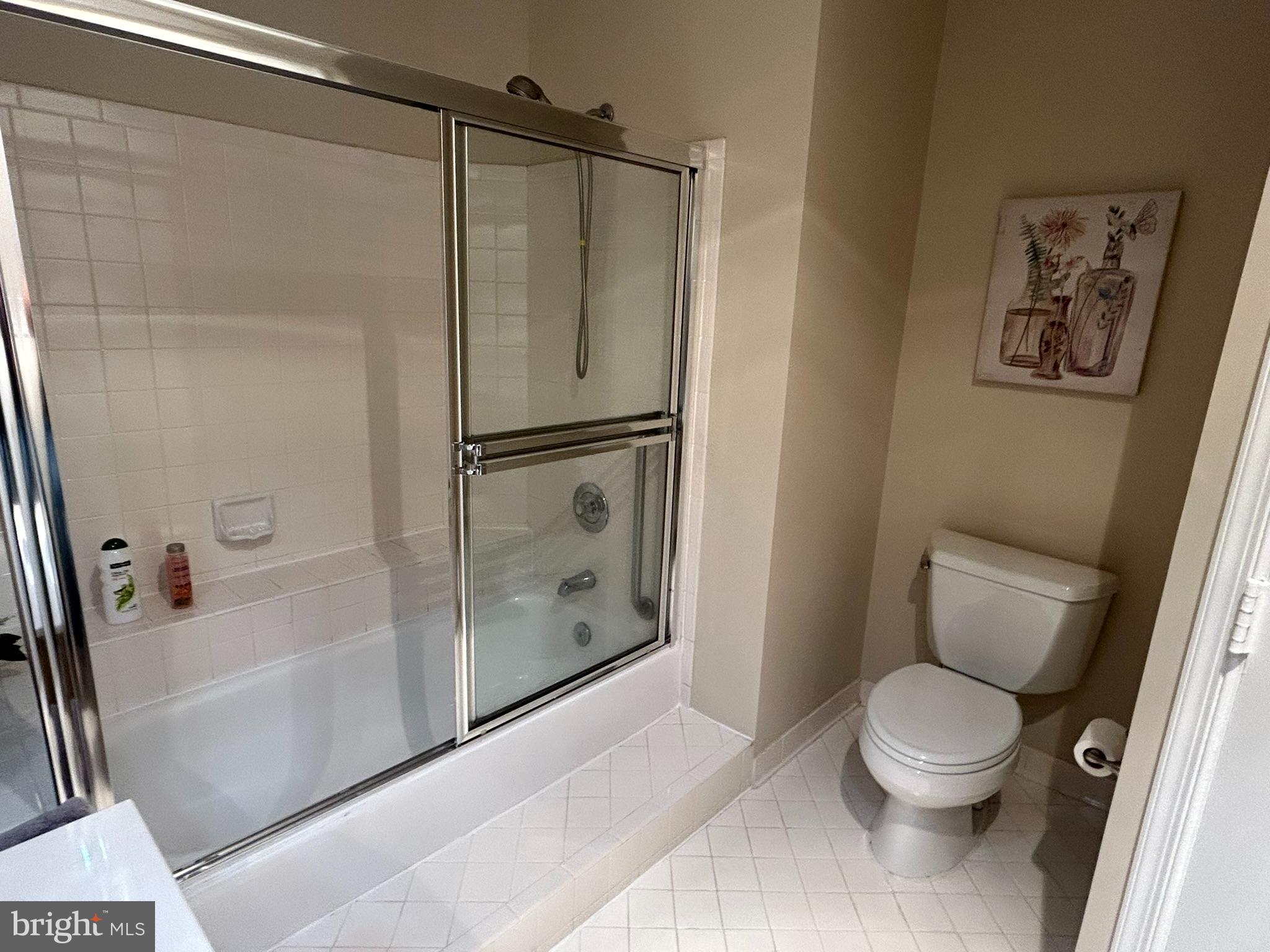 3307 SIR THOMAS DRIVE 5-B-23